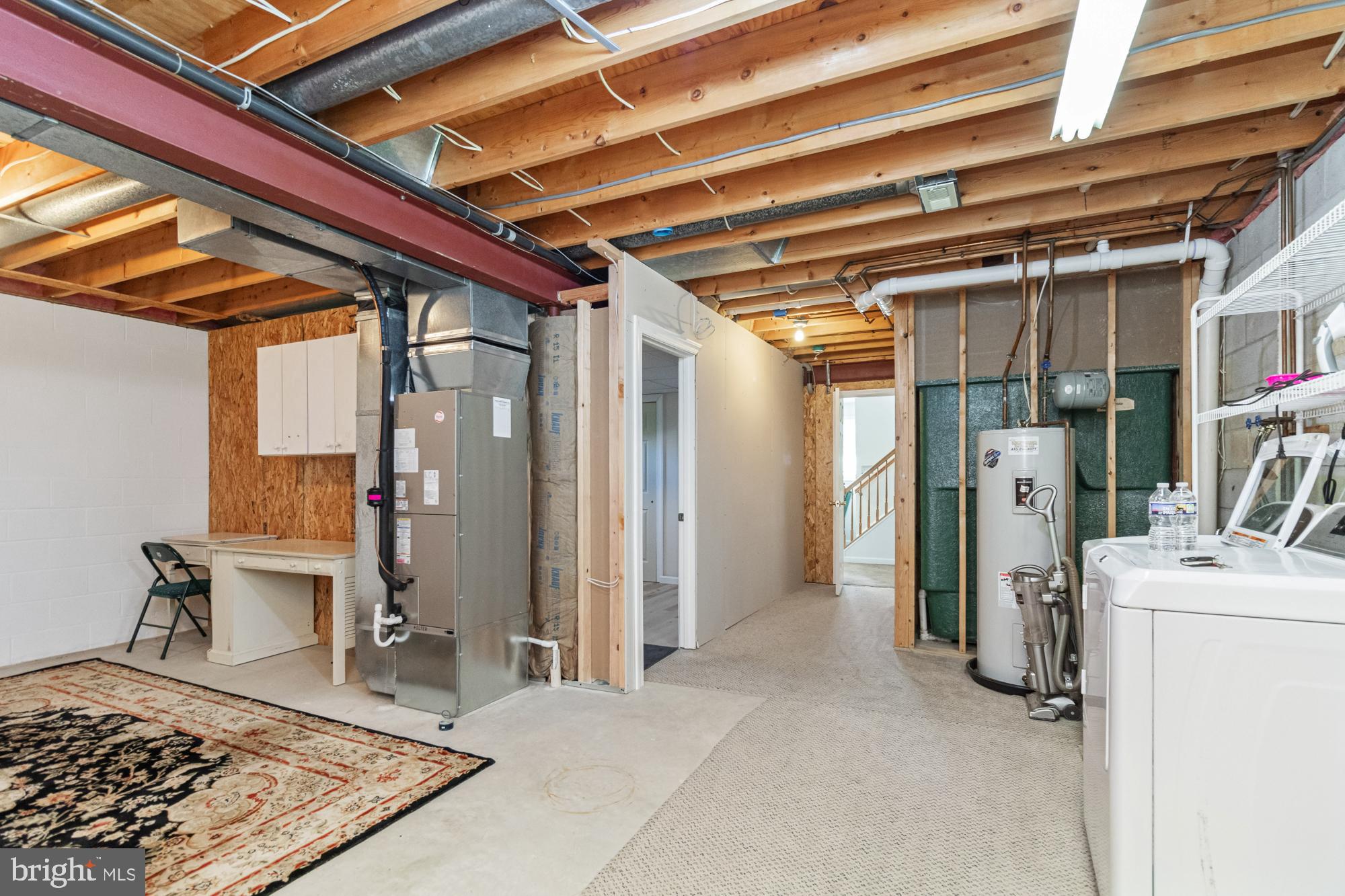 BAUERNSCHMIDT MANOR - Residential Lease