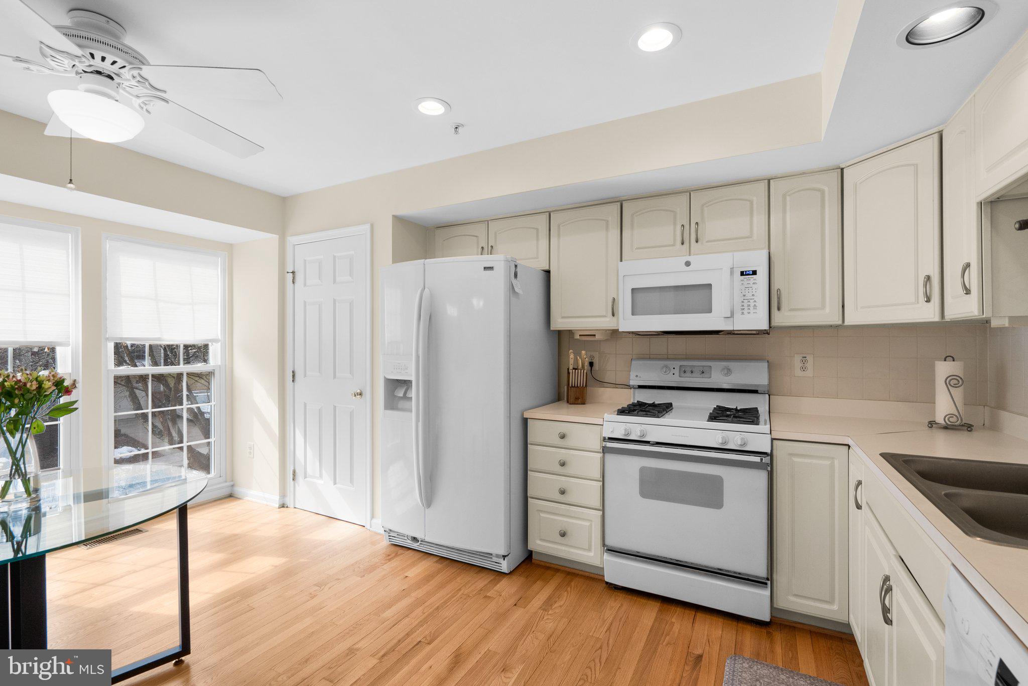 JAMES CREEK - Residential