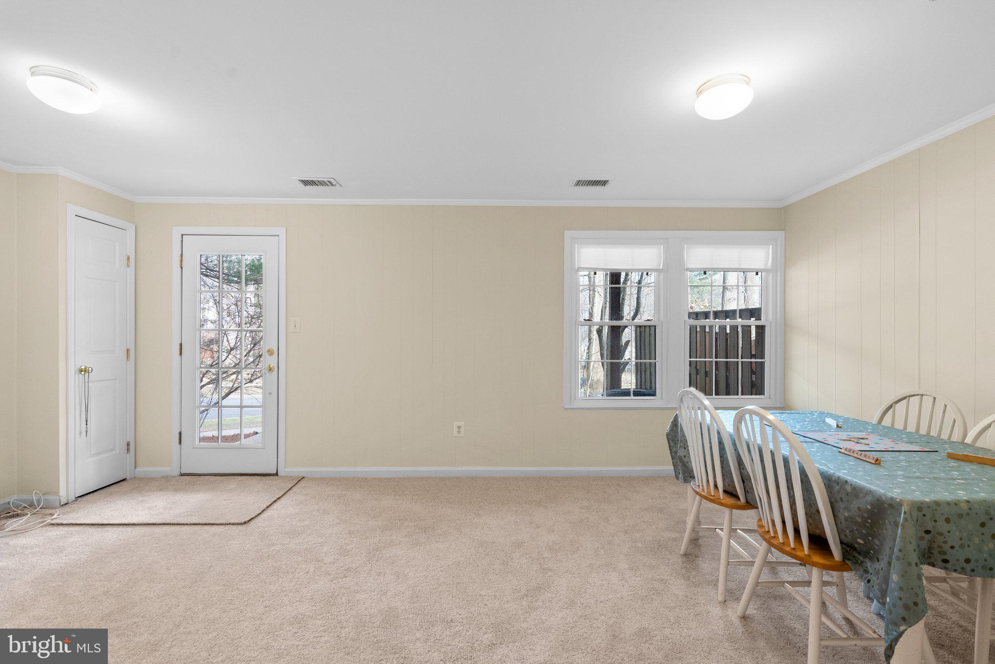 JAMES CREEK - Residential