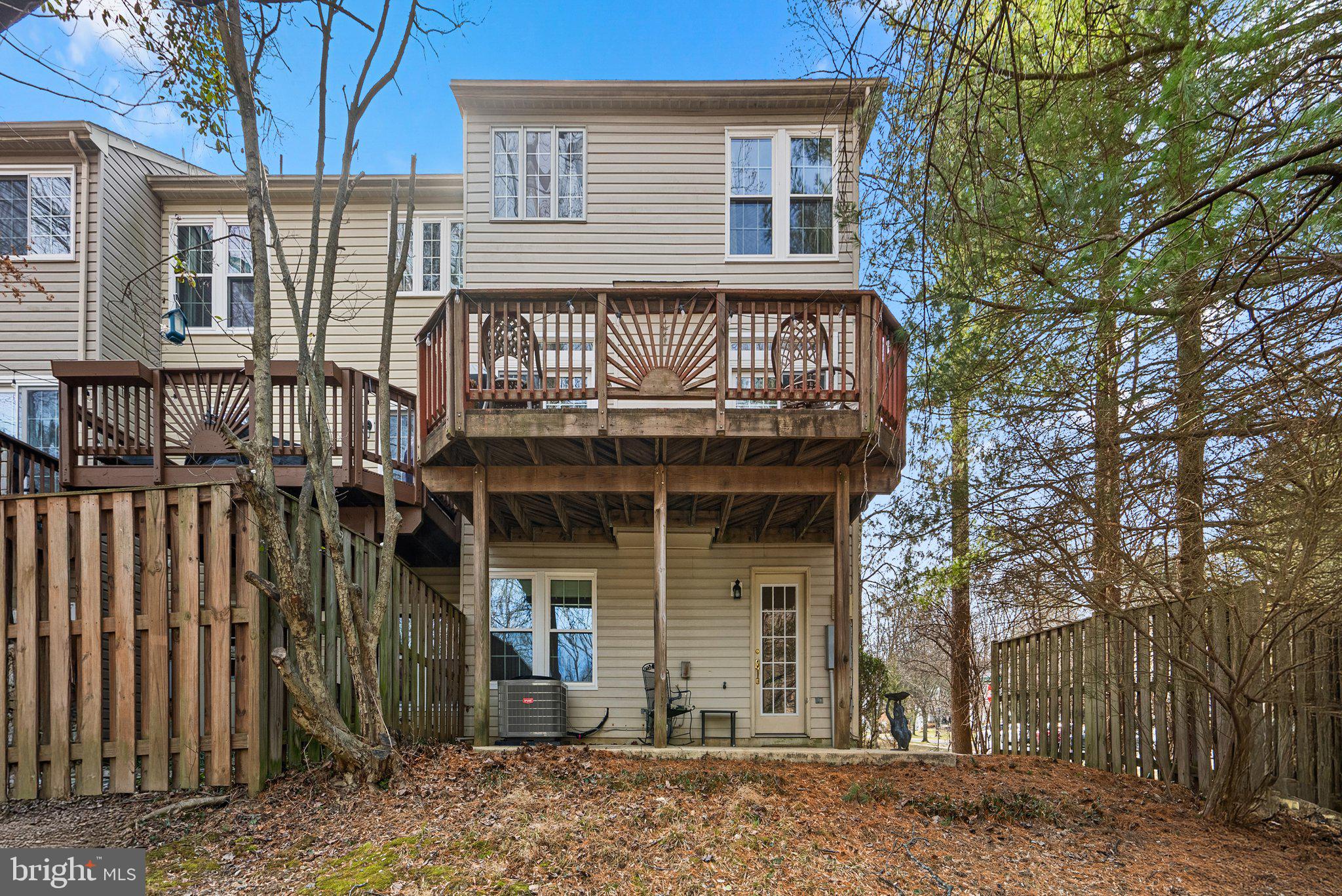 JAMES CREEK - Residential