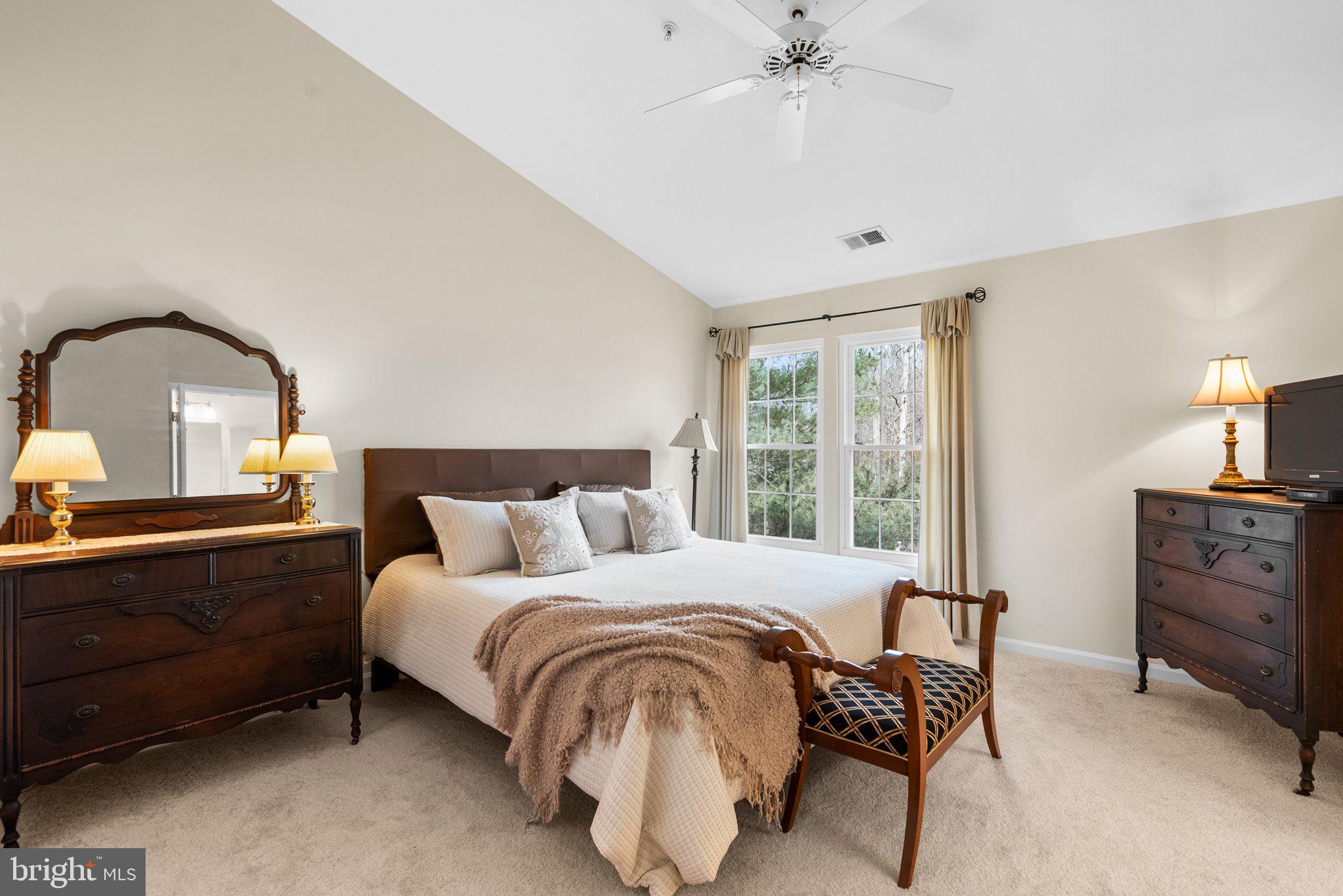 JAMES CREEK - Residential