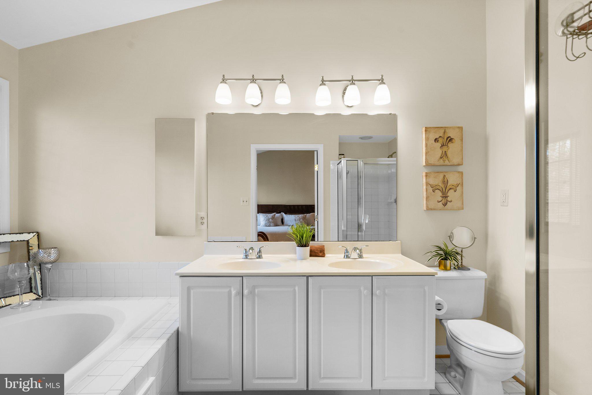 JAMES CREEK - Residential