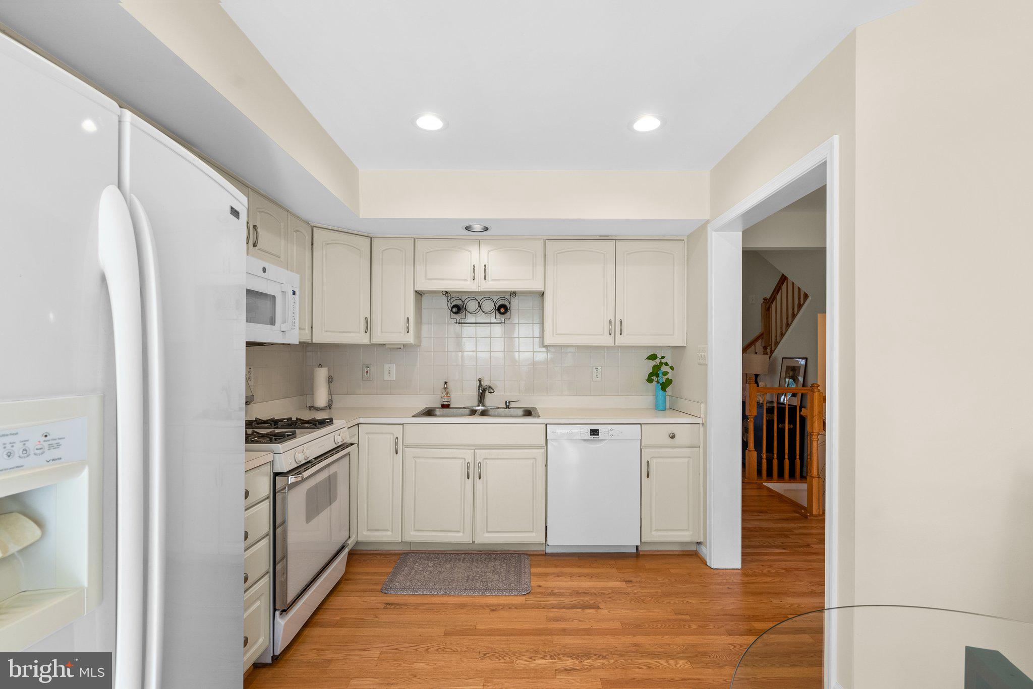 JAMES CREEK - Residential