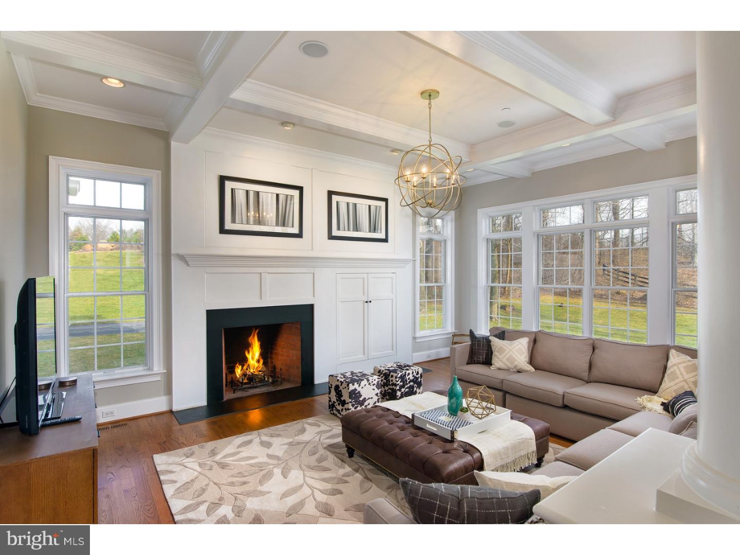WHITE HORSE - Residential