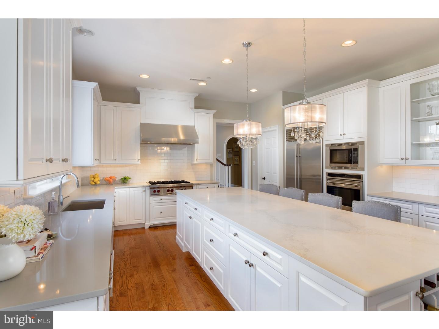 WHITE HORSE - Residential