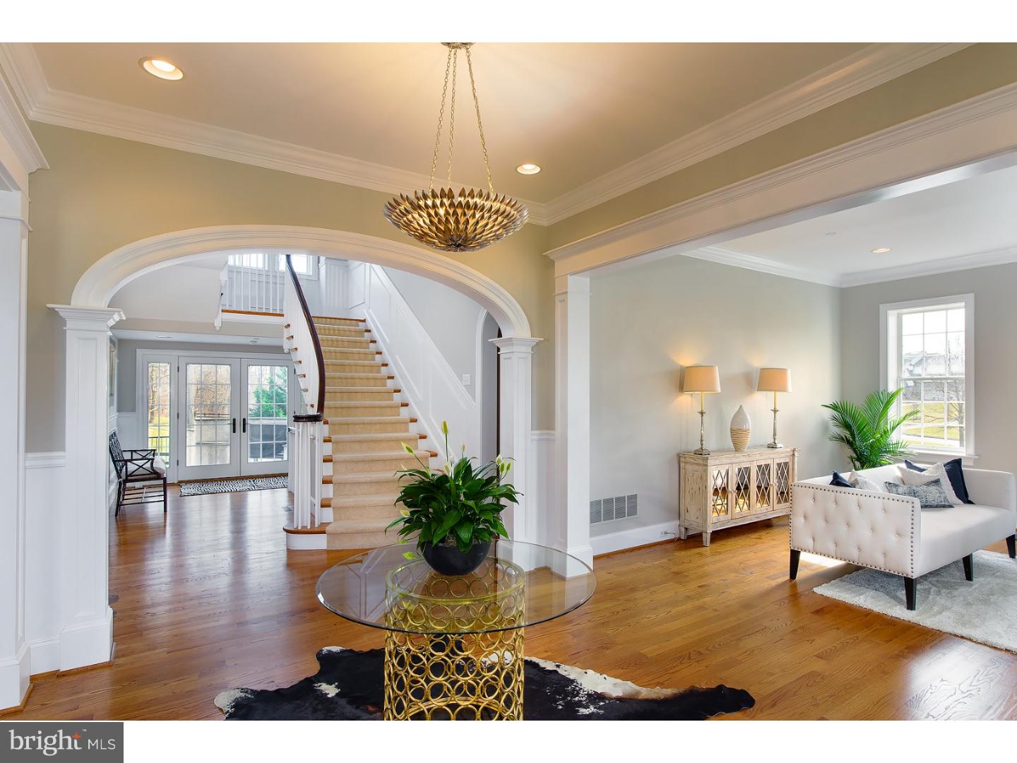 WHITE HORSE - Residential