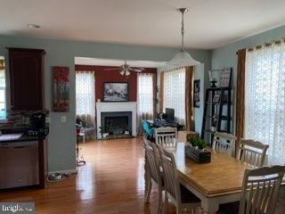 22667 FLOWING SPRING SQUARE