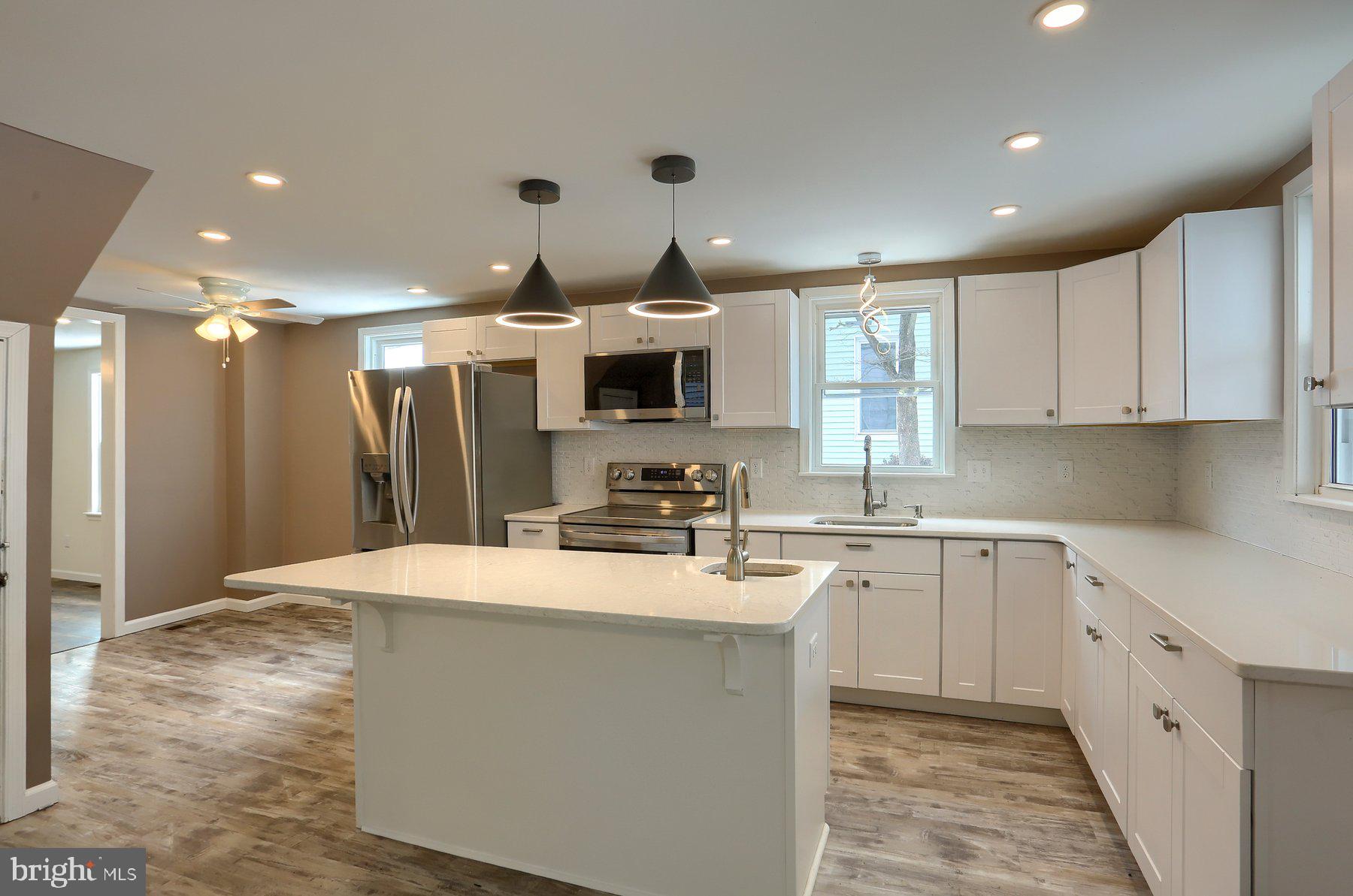 ROYALTON - Residential
