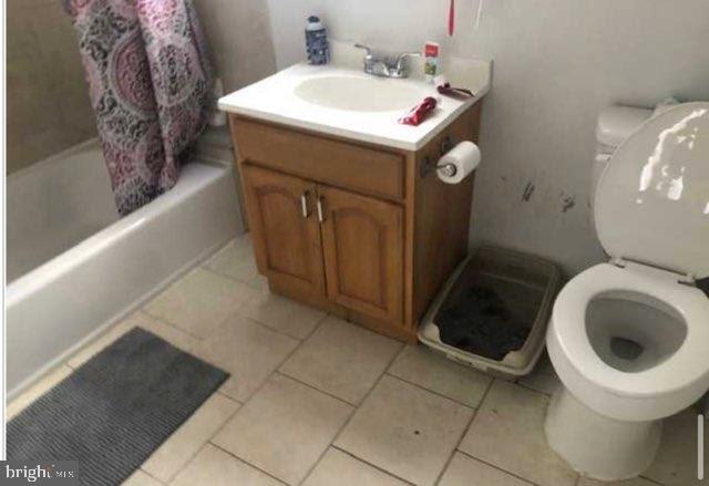 EAST KENSINGTON - Residential