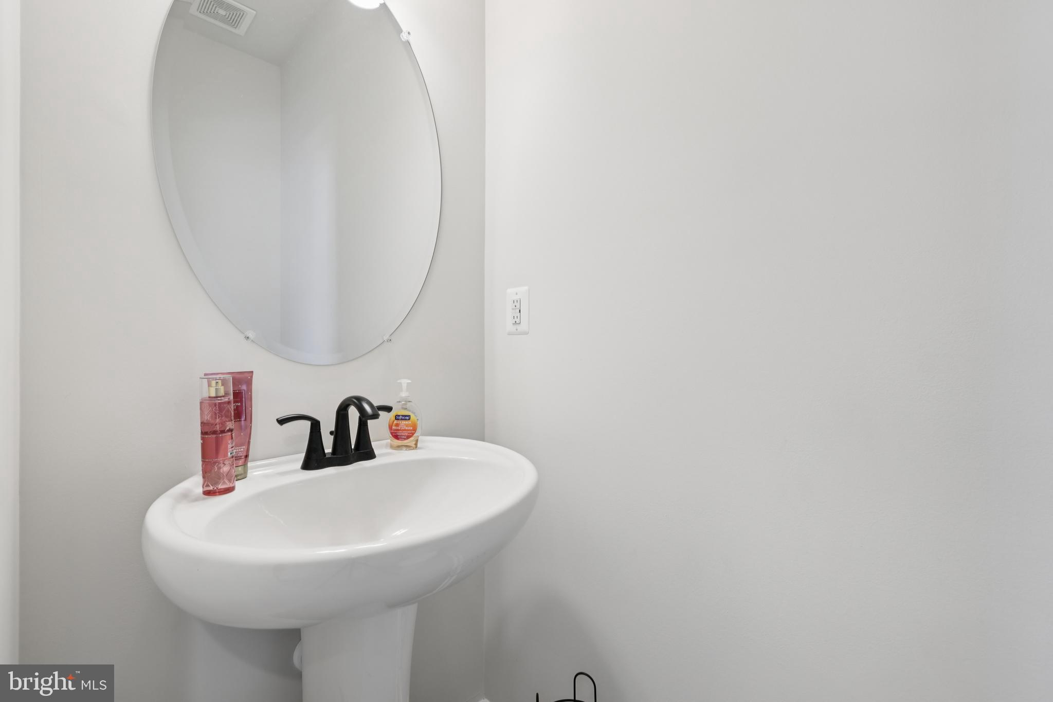 GLEN BURNIE - Residential