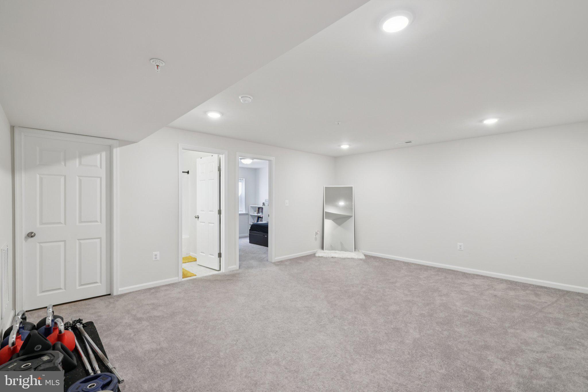 GLEN BURNIE - Residential