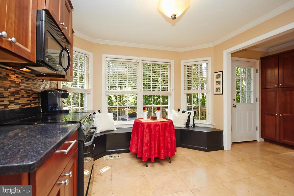 WARR LAKES - Residential