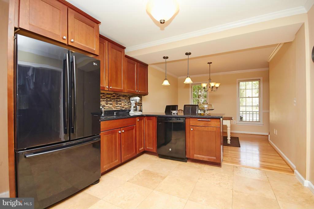 WARR LAKES - Residential