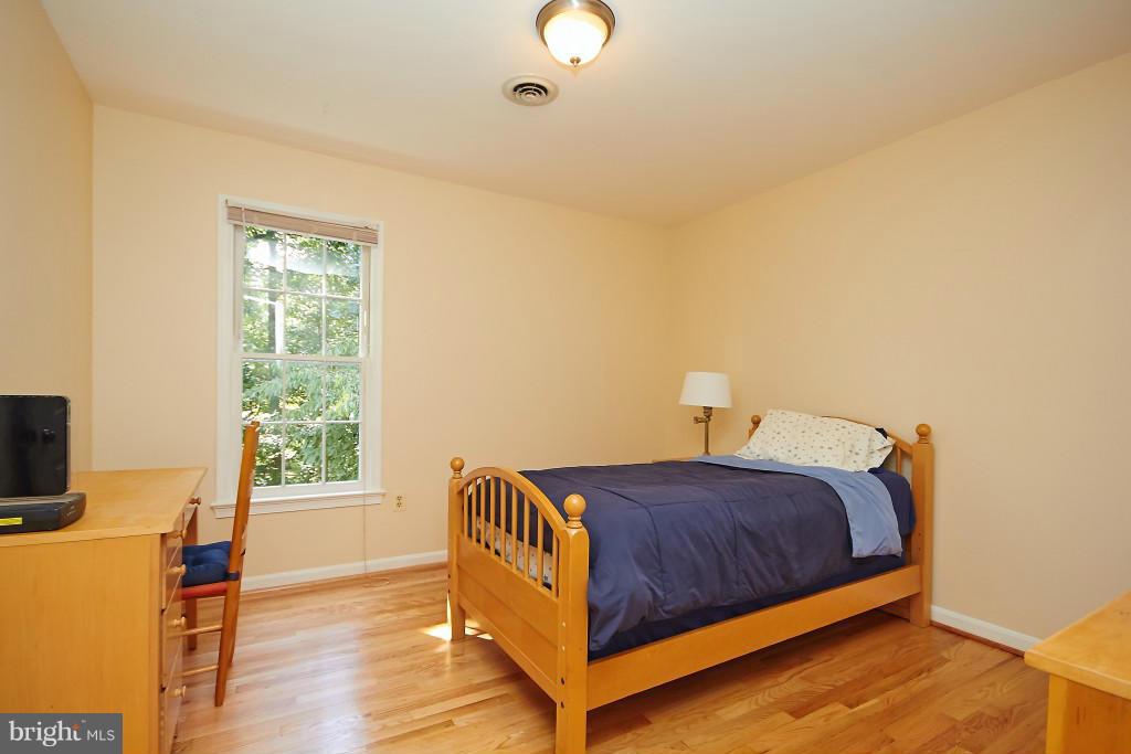 WARR LAKES - Residential