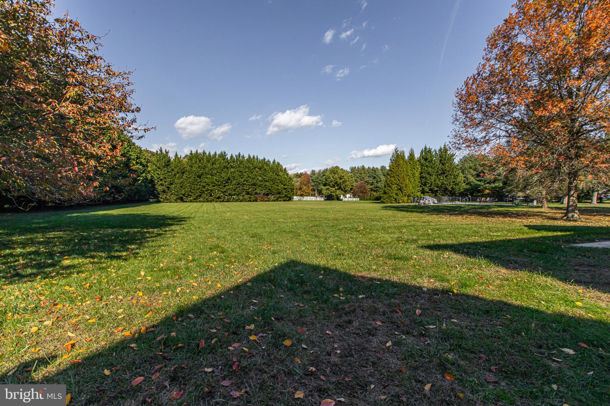 SADDLE RIDGE - Residential