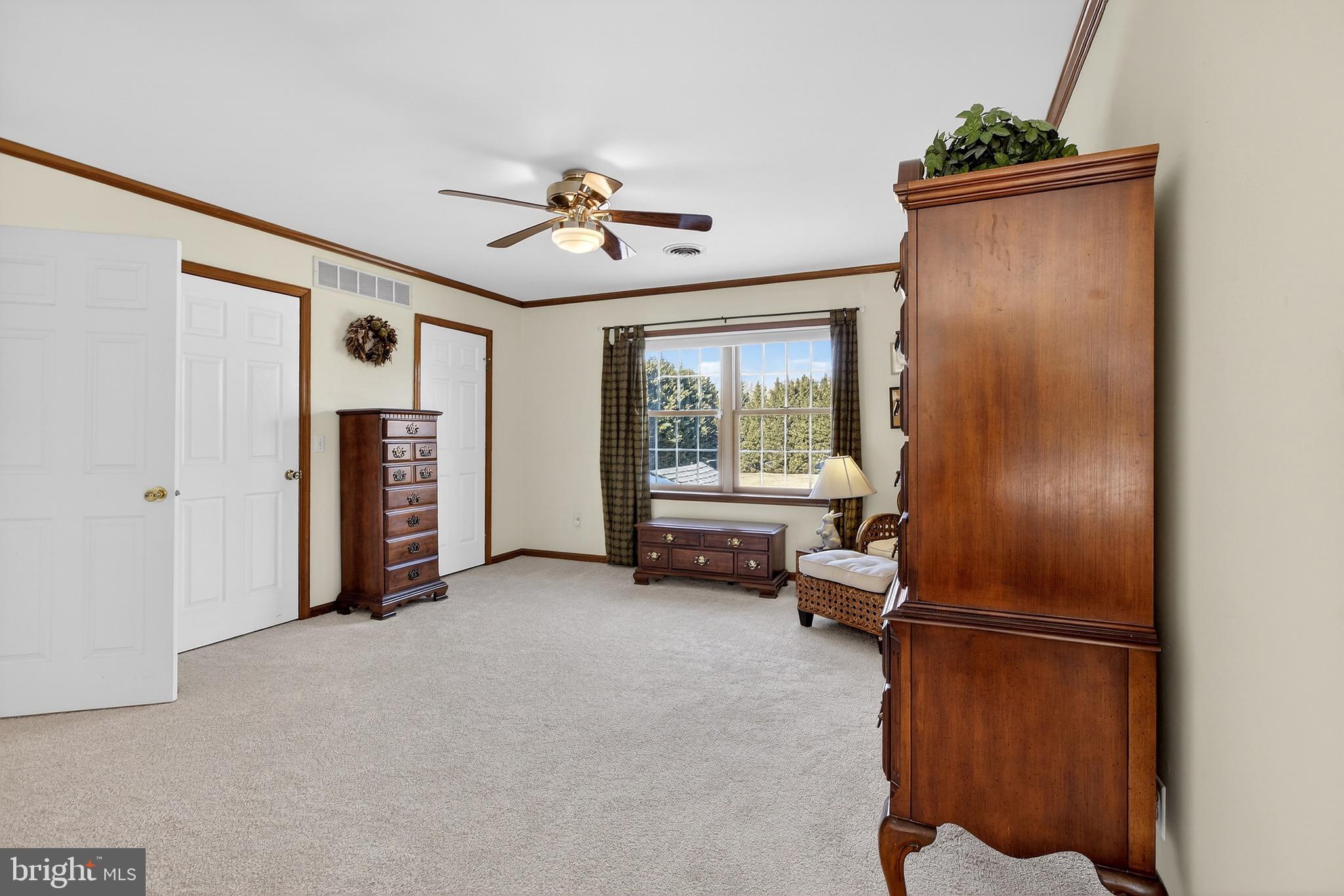 SADDLE RIDGE - Residential