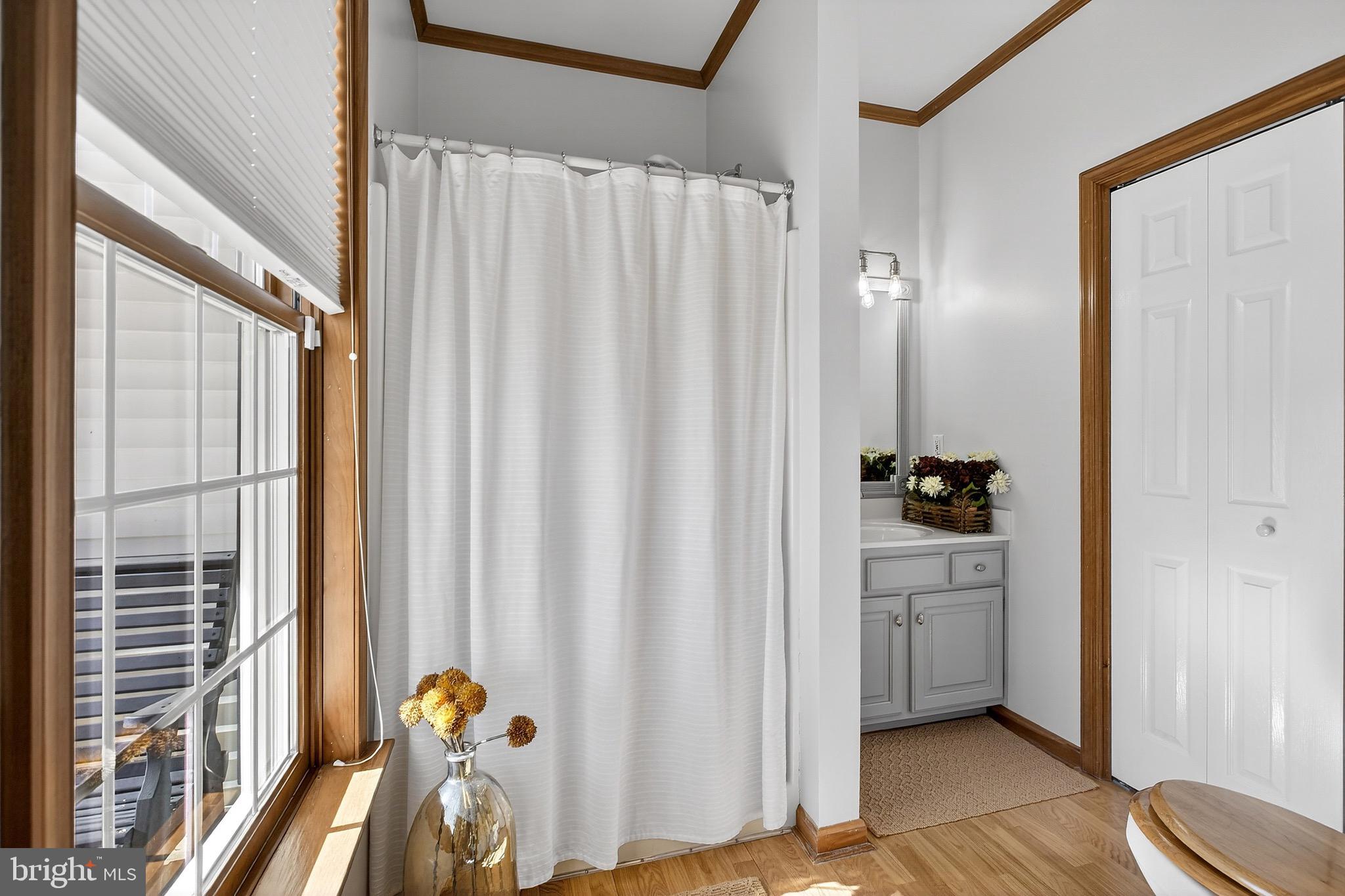 SADDLE RIDGE - Residential