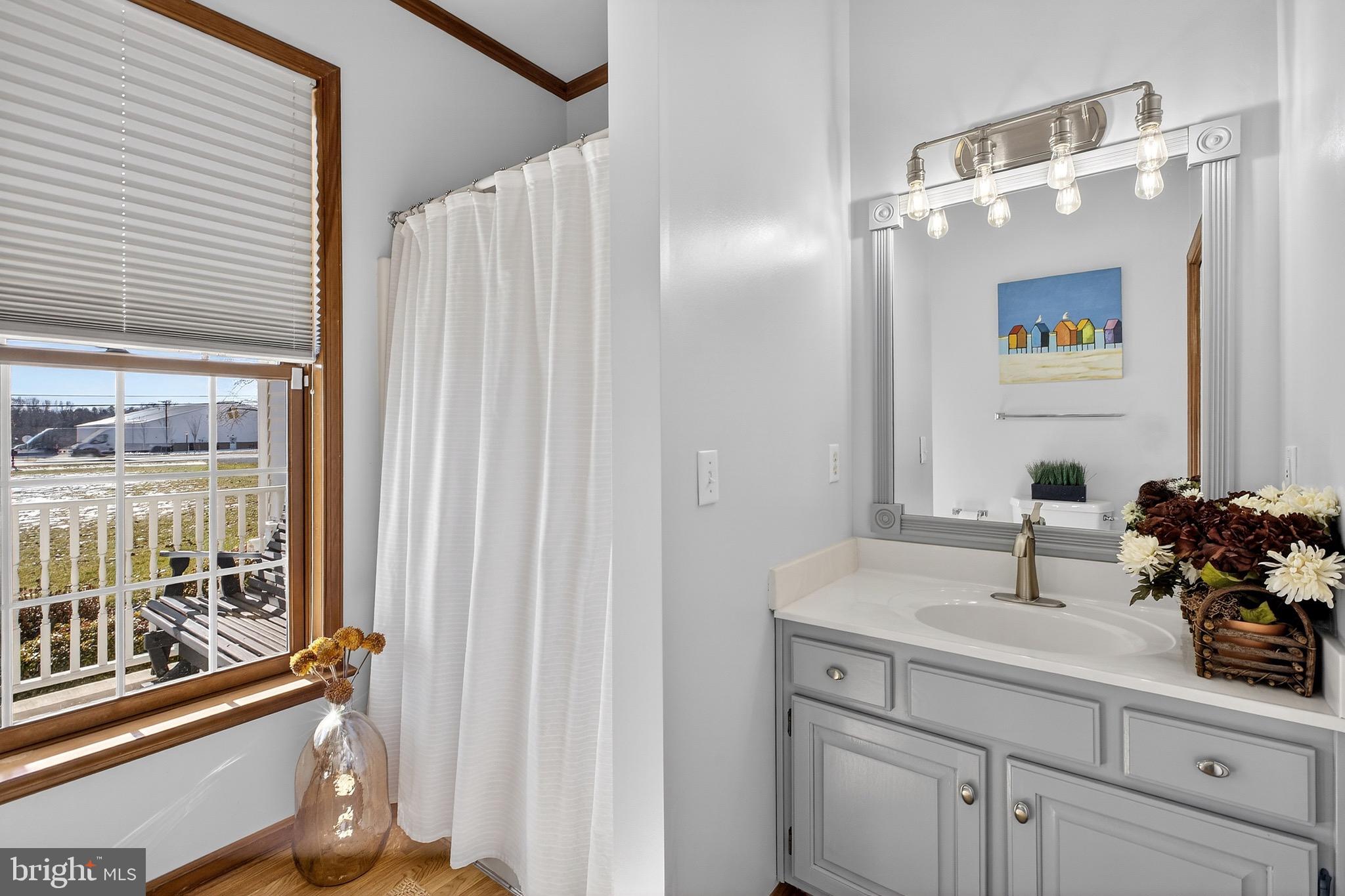 SADDLE RIDGE - Residential