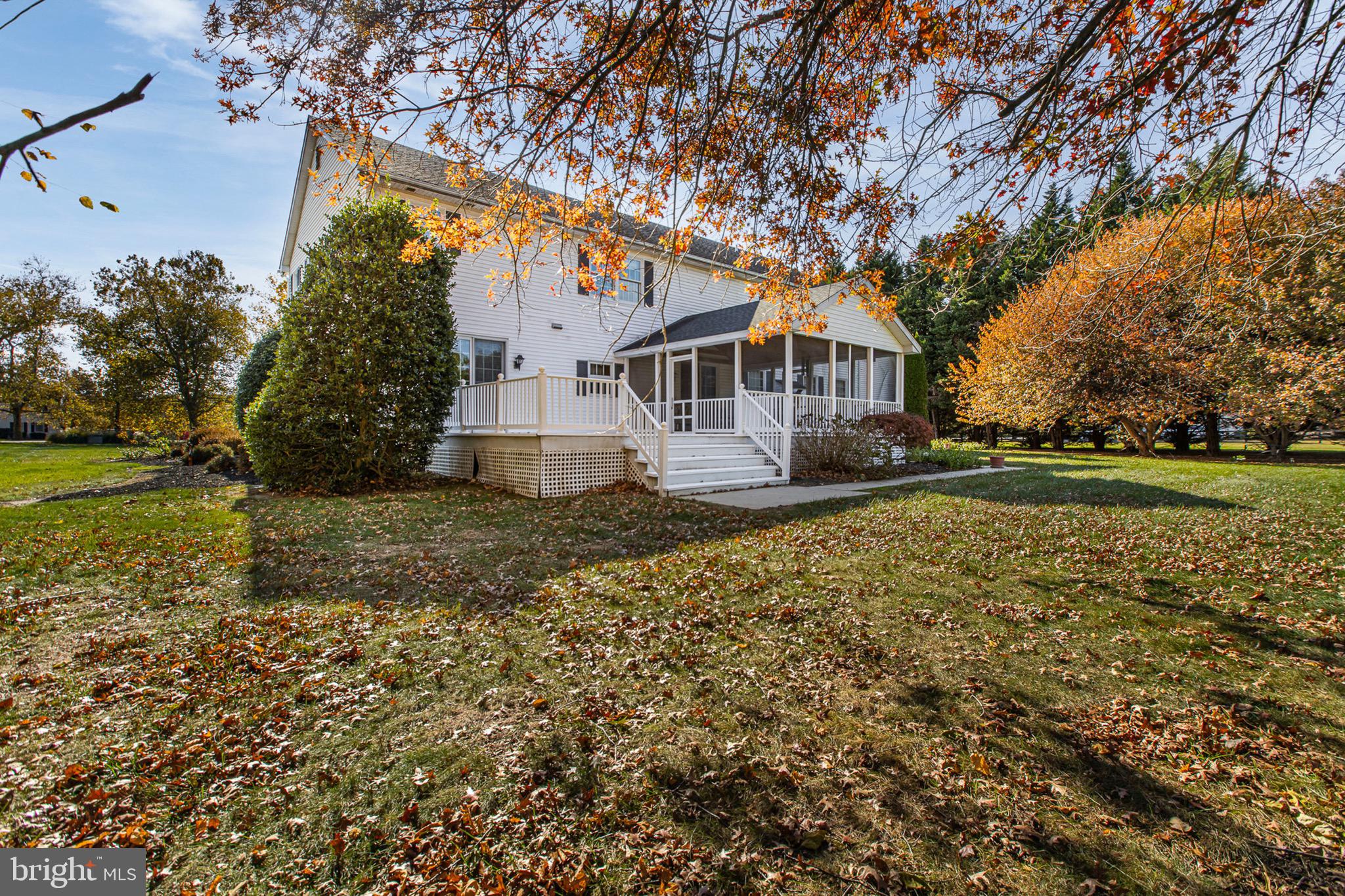 SADDLE RIDGE - Residential