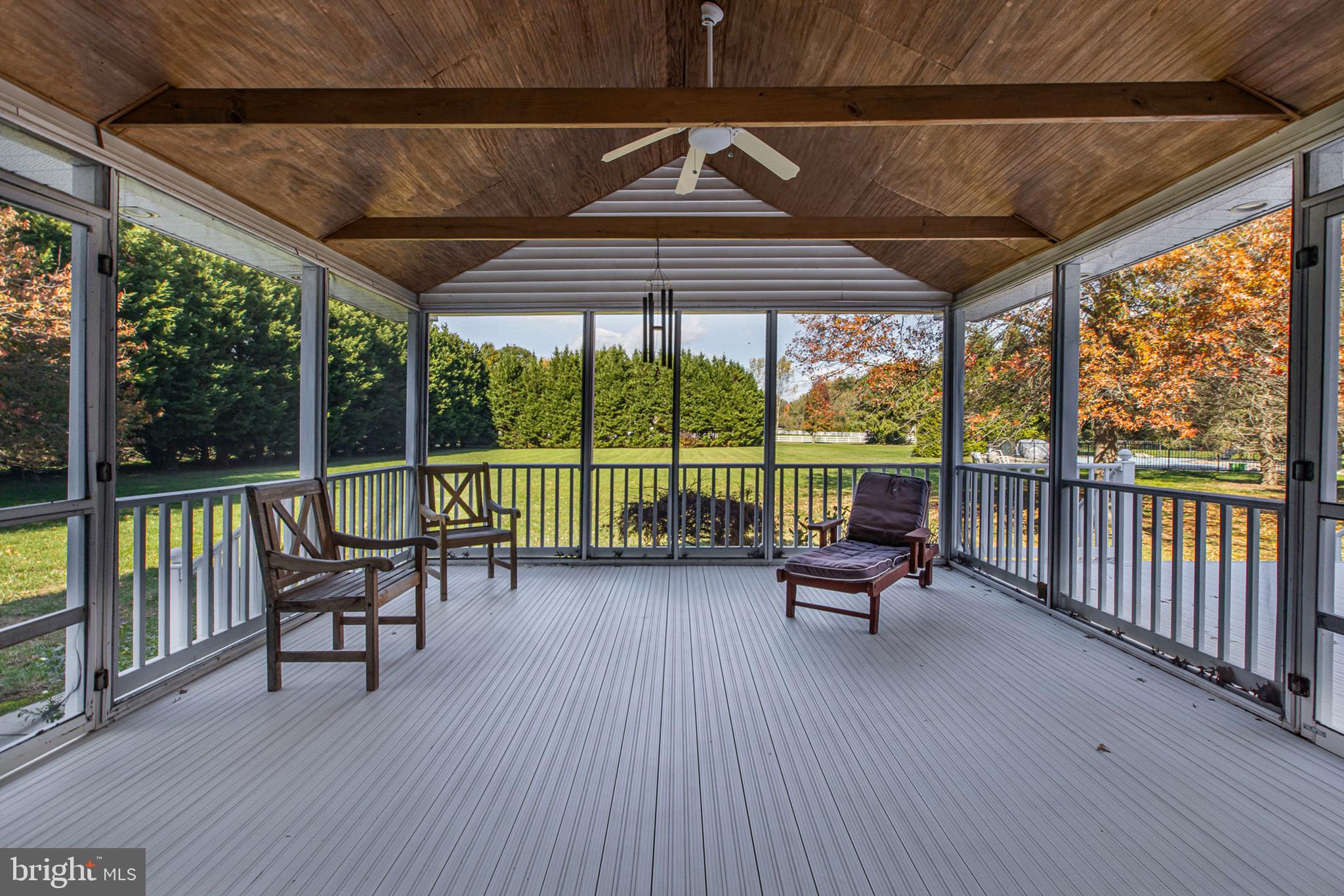 SADDLE RIDGE - Residential