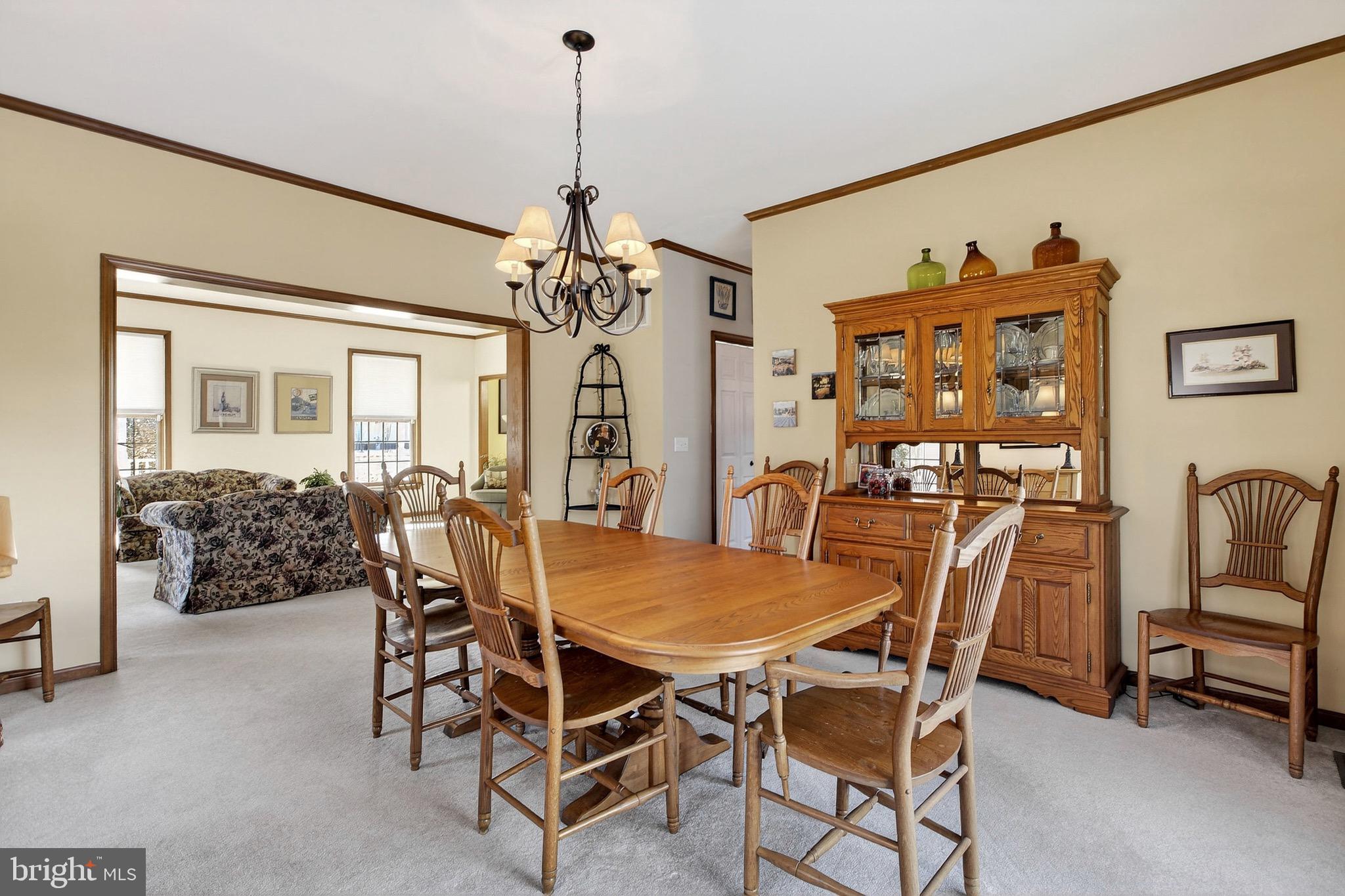 SADDLE RIDGE - Residential