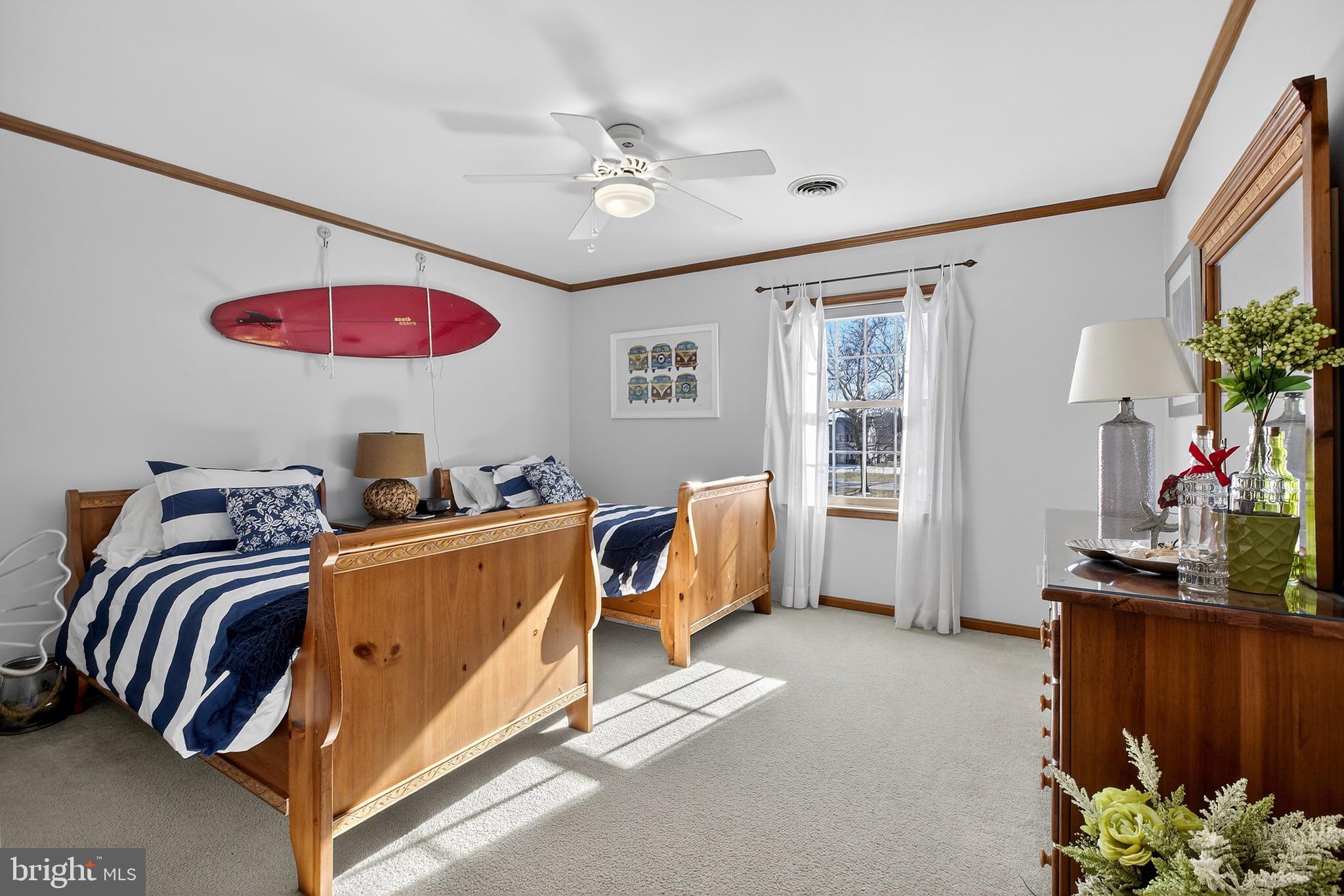 SADDLE RIDGE - Residential