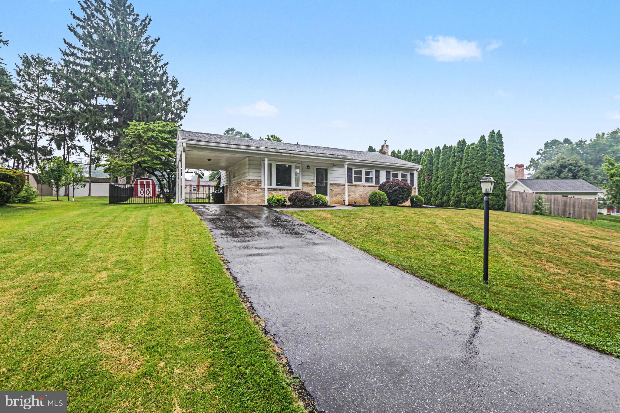 15 POCONO DRIVE
