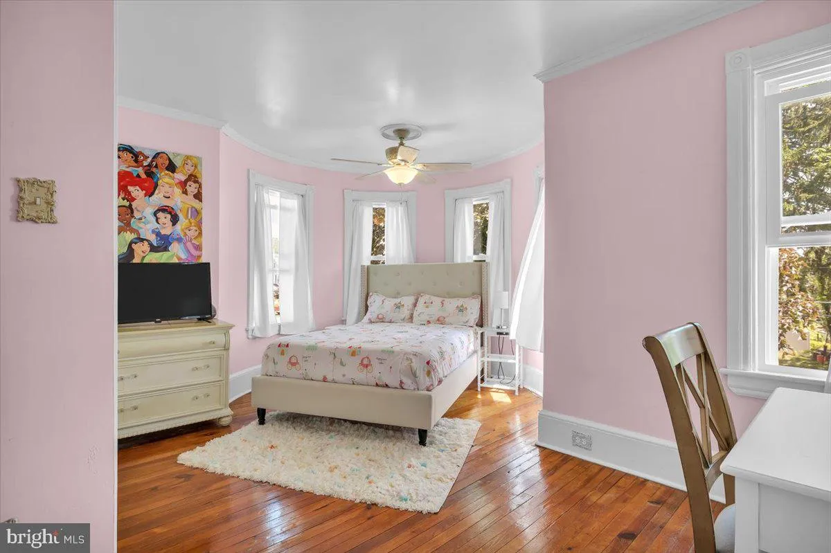 Pitman, New Jersey 08071, United States, 4 Bedrooms Bedrooms, ,2 BathroomsBathrooms,Residential,Contingent,201454