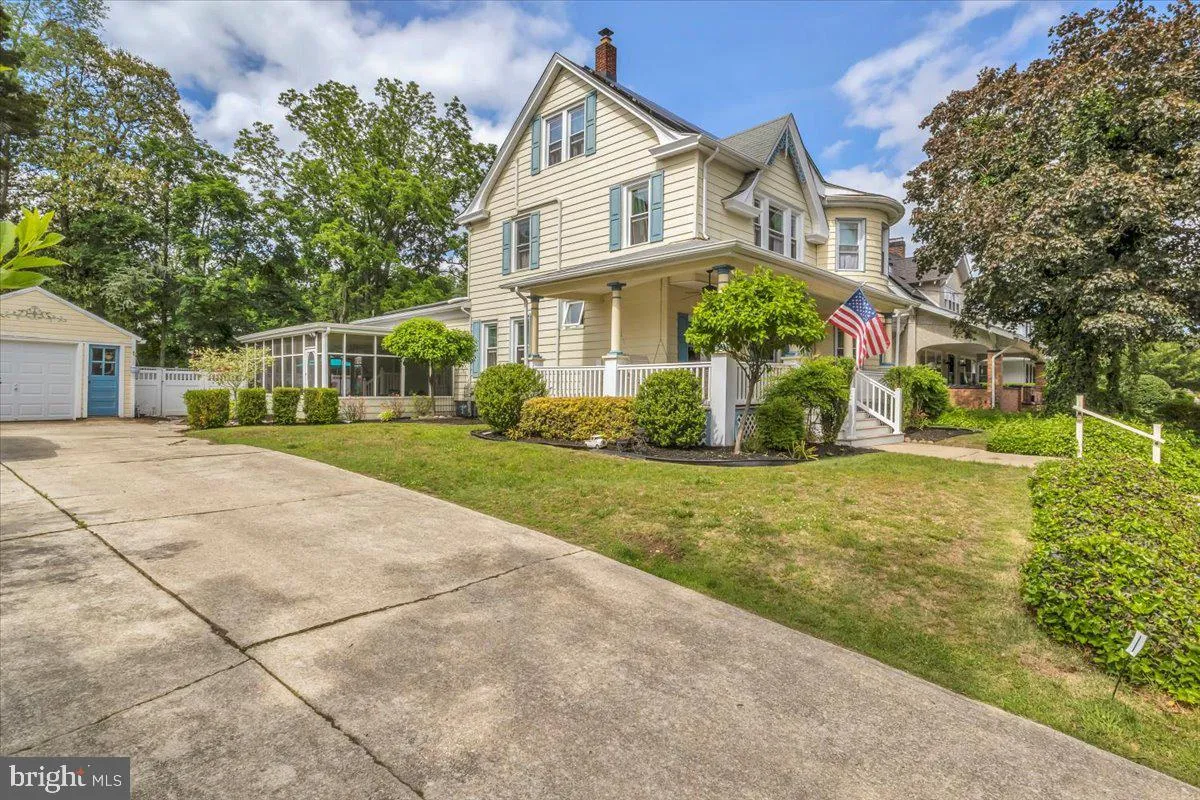 Pitman, New Jersey 08071, United States, 4 Bedrooms Bedrooms, ,2 BathroomsBathrooms,Residential,Contingent,201454