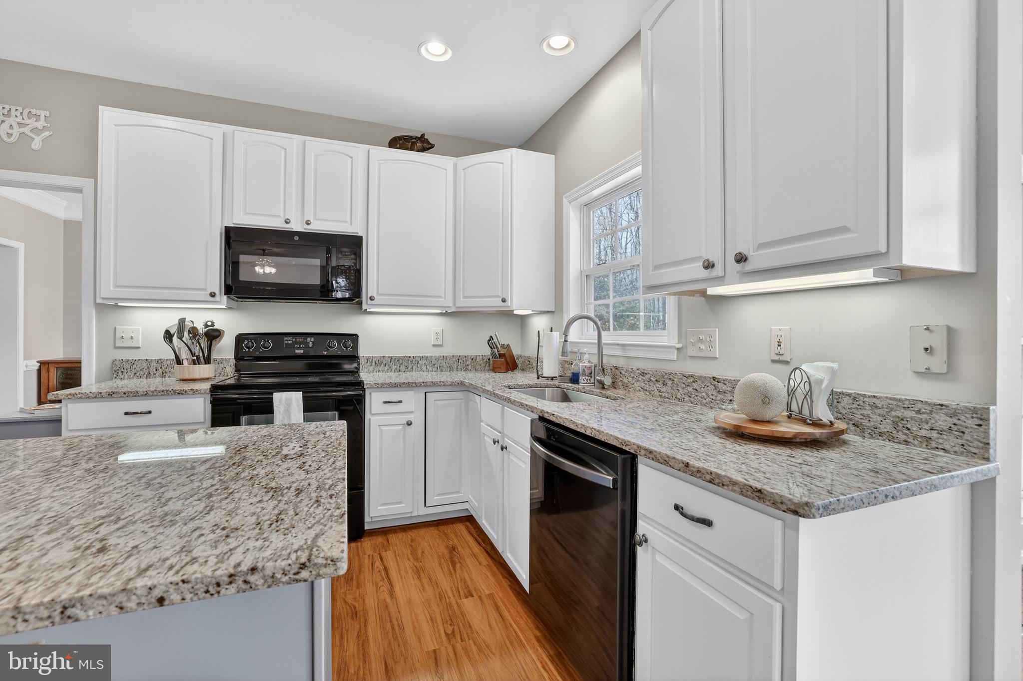 SUMMERS LANDING - Residential