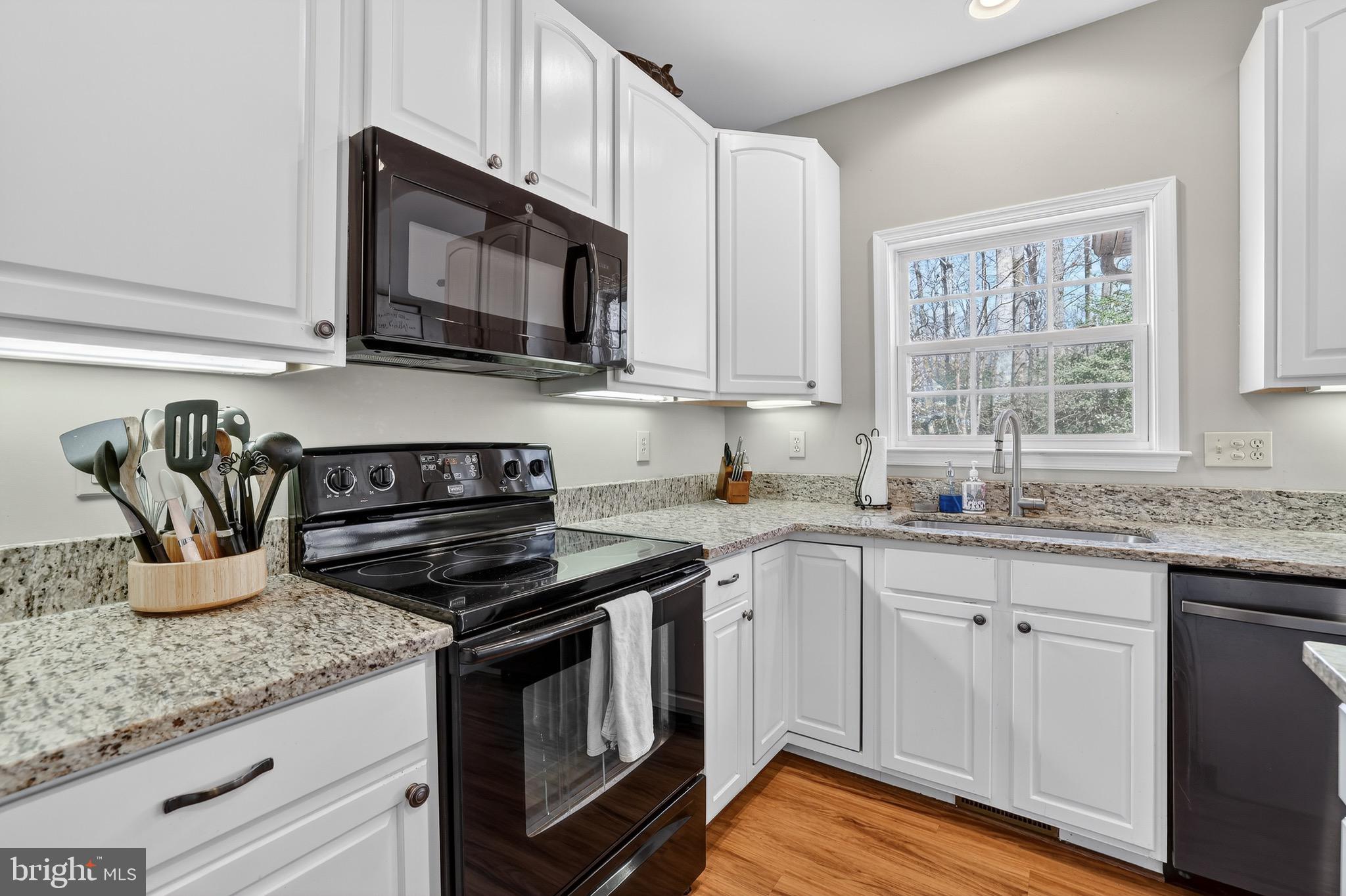 SUMMERS LANDING - Residential