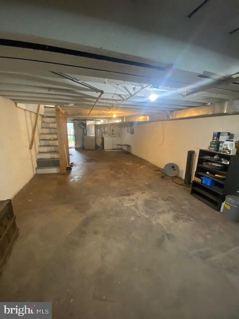 HARWOOD - Residential Lease