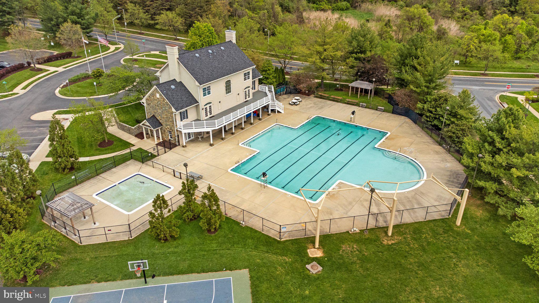 POTOMAC GLEN - Residential