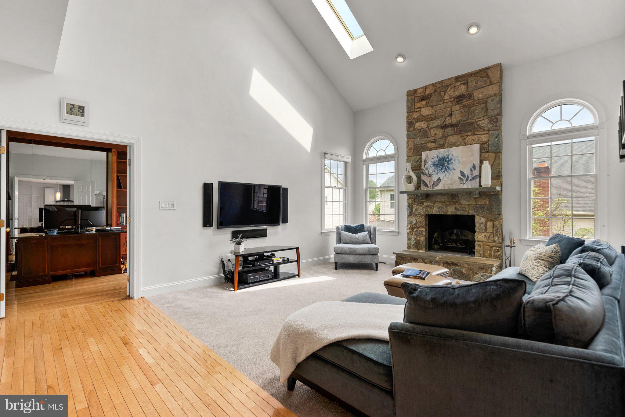 POTOMAC GLEN - Residential