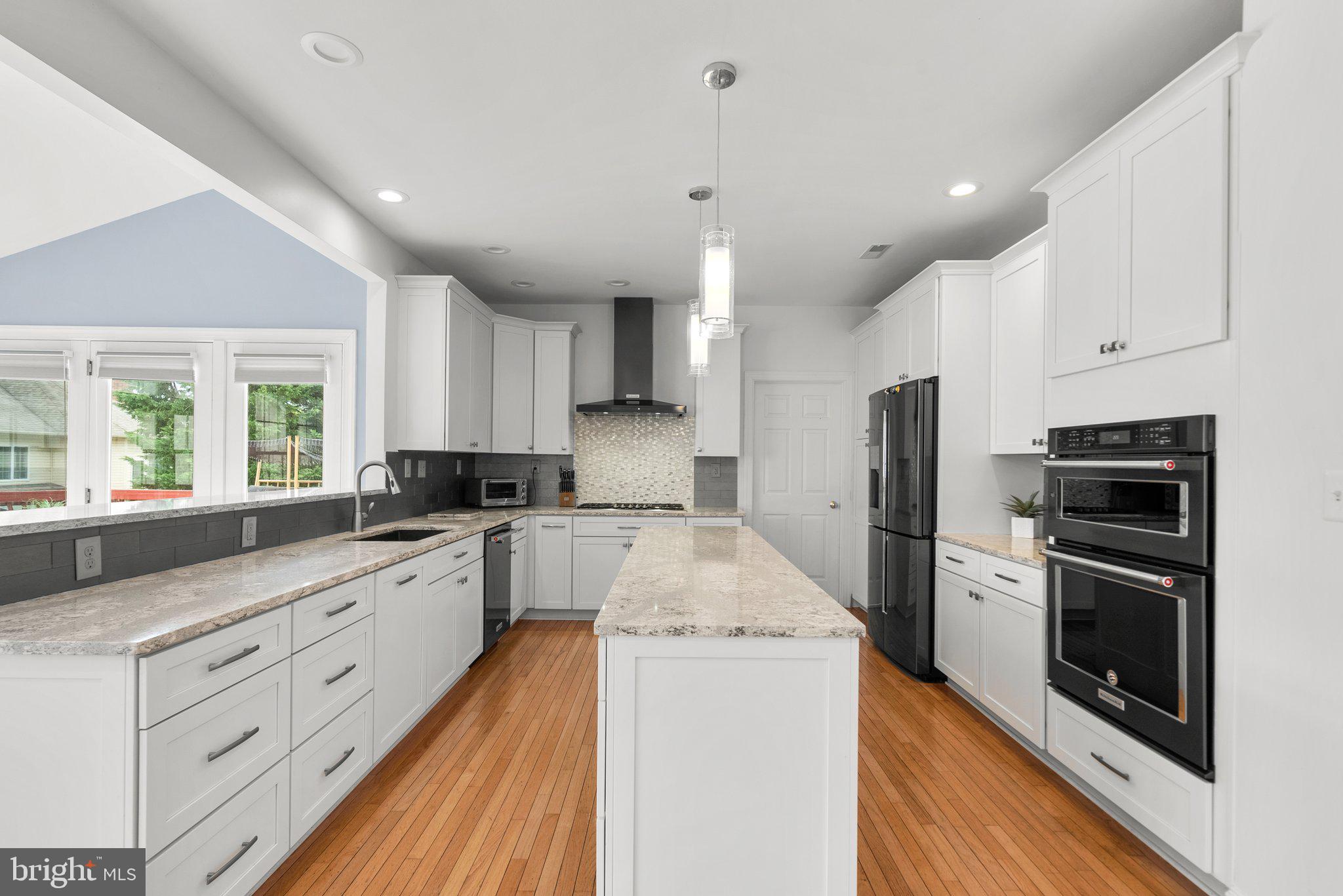 POTOMAC GLEN - Residential