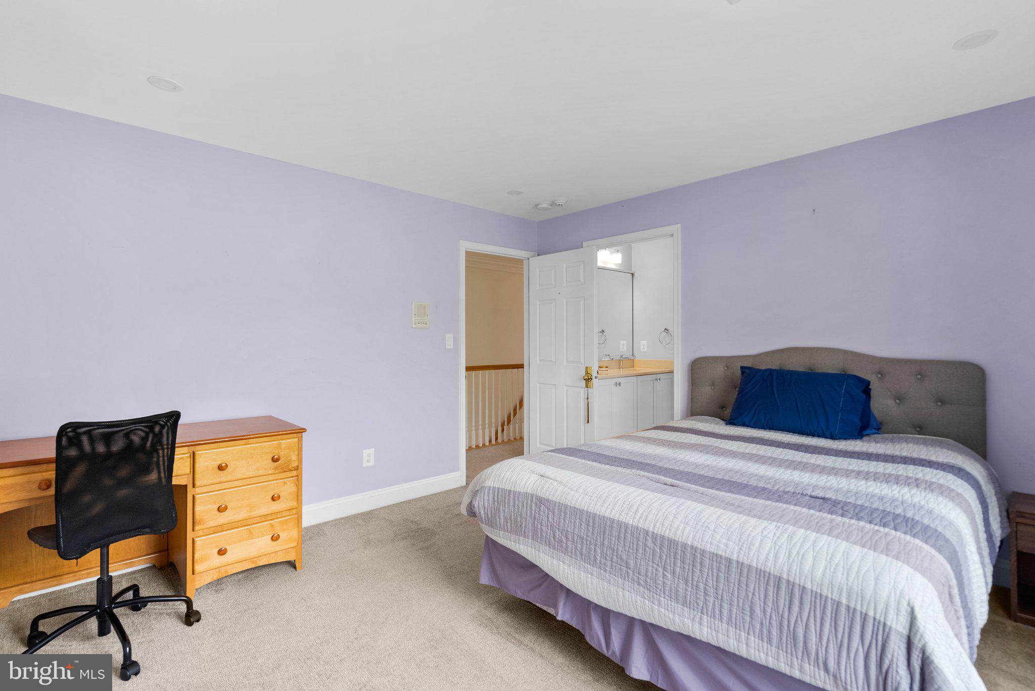 POTOMAC GLEN - Residential