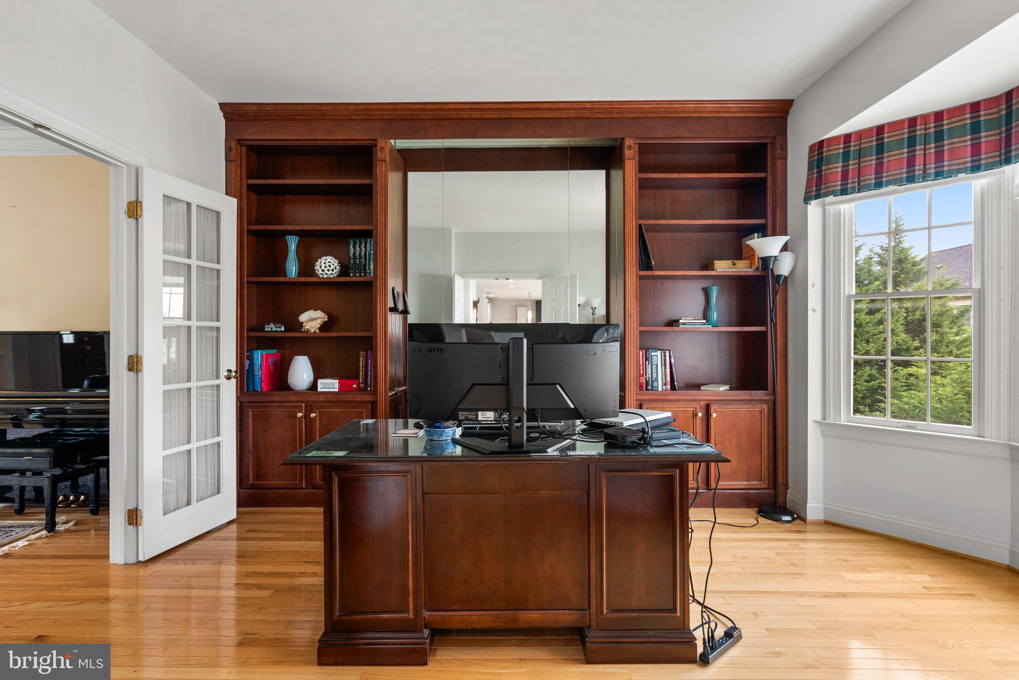 POTOMAC GLEN - Residential