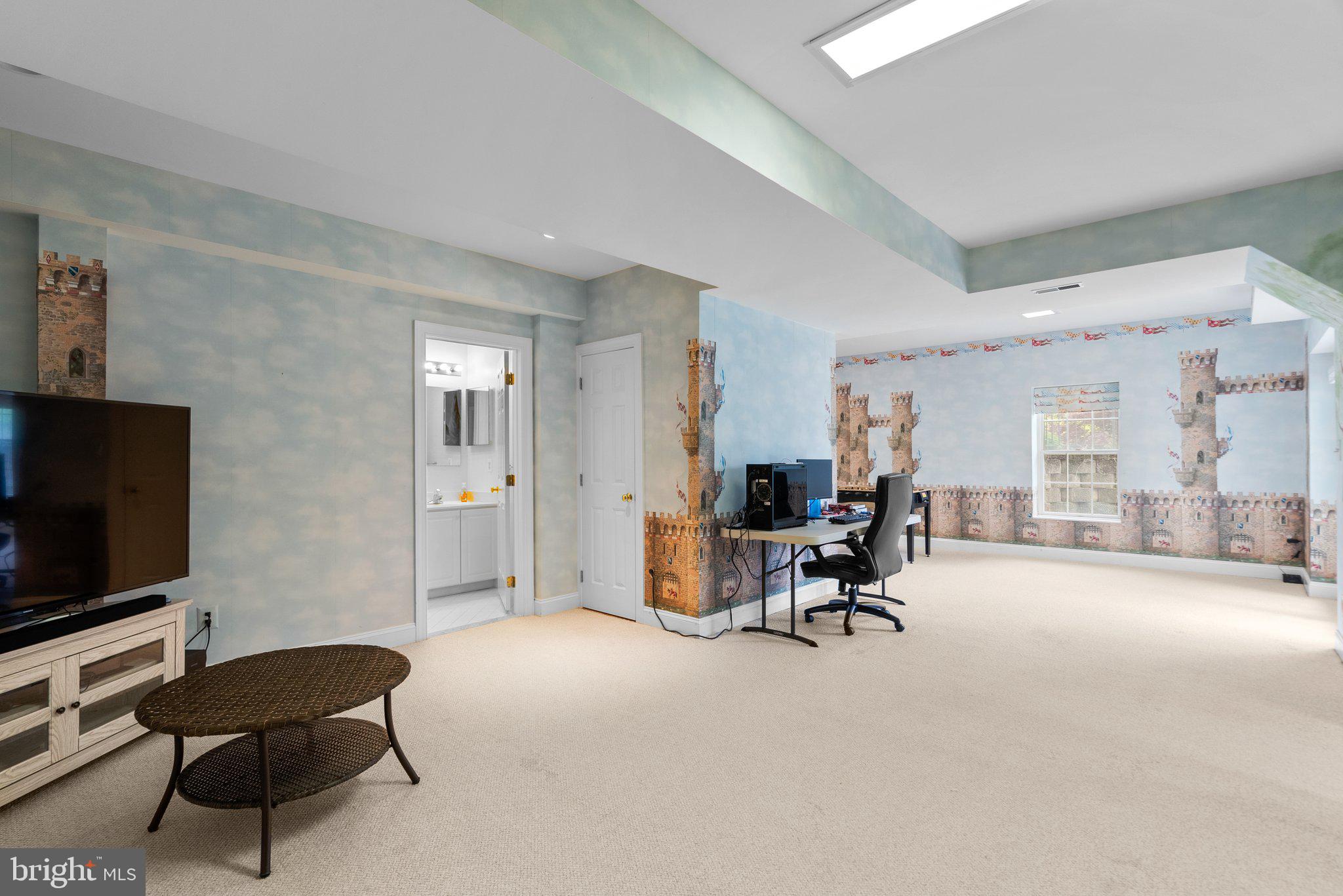 POTOMAC GLEN - Residential