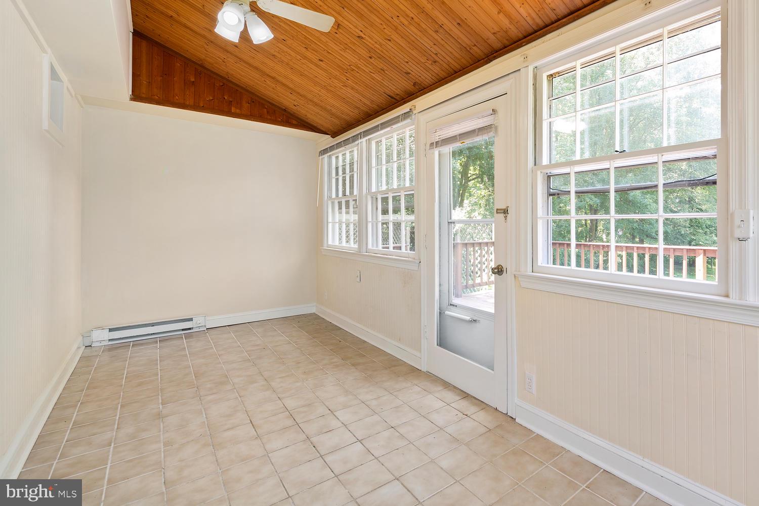 SENECA RIDGE - Residential