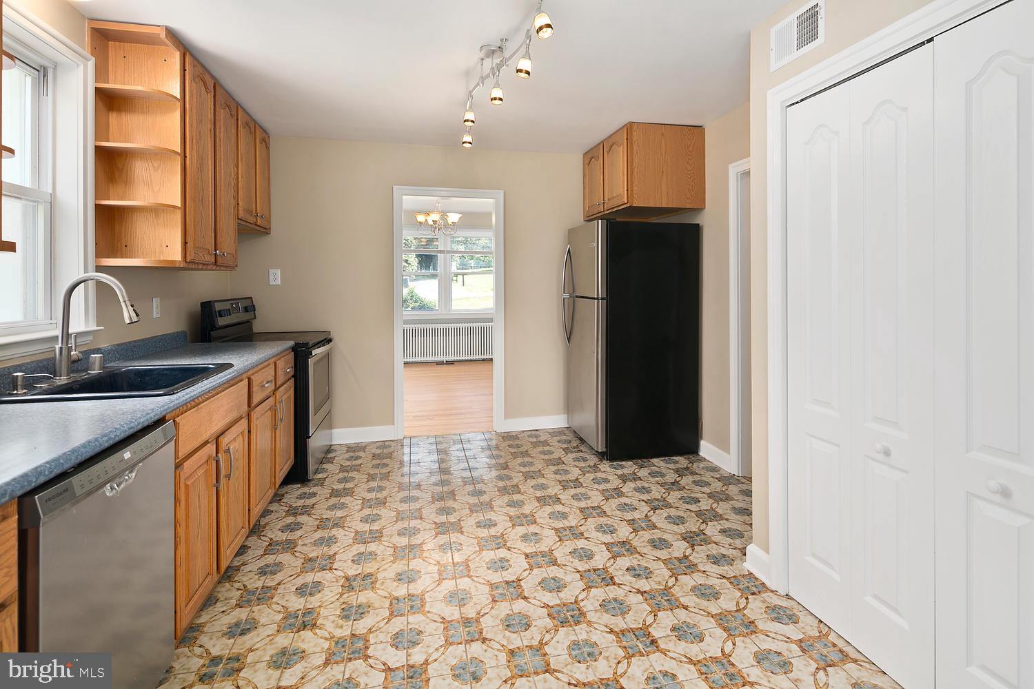 SENECA RIDGE - Residential