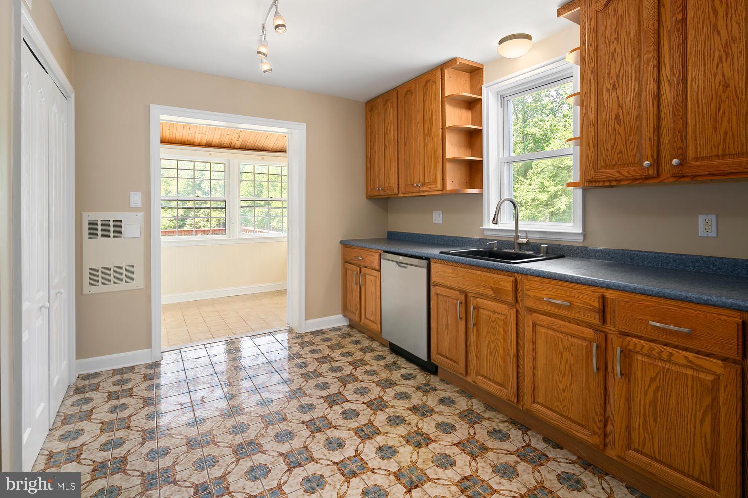 SENECA RIDGE - Residential