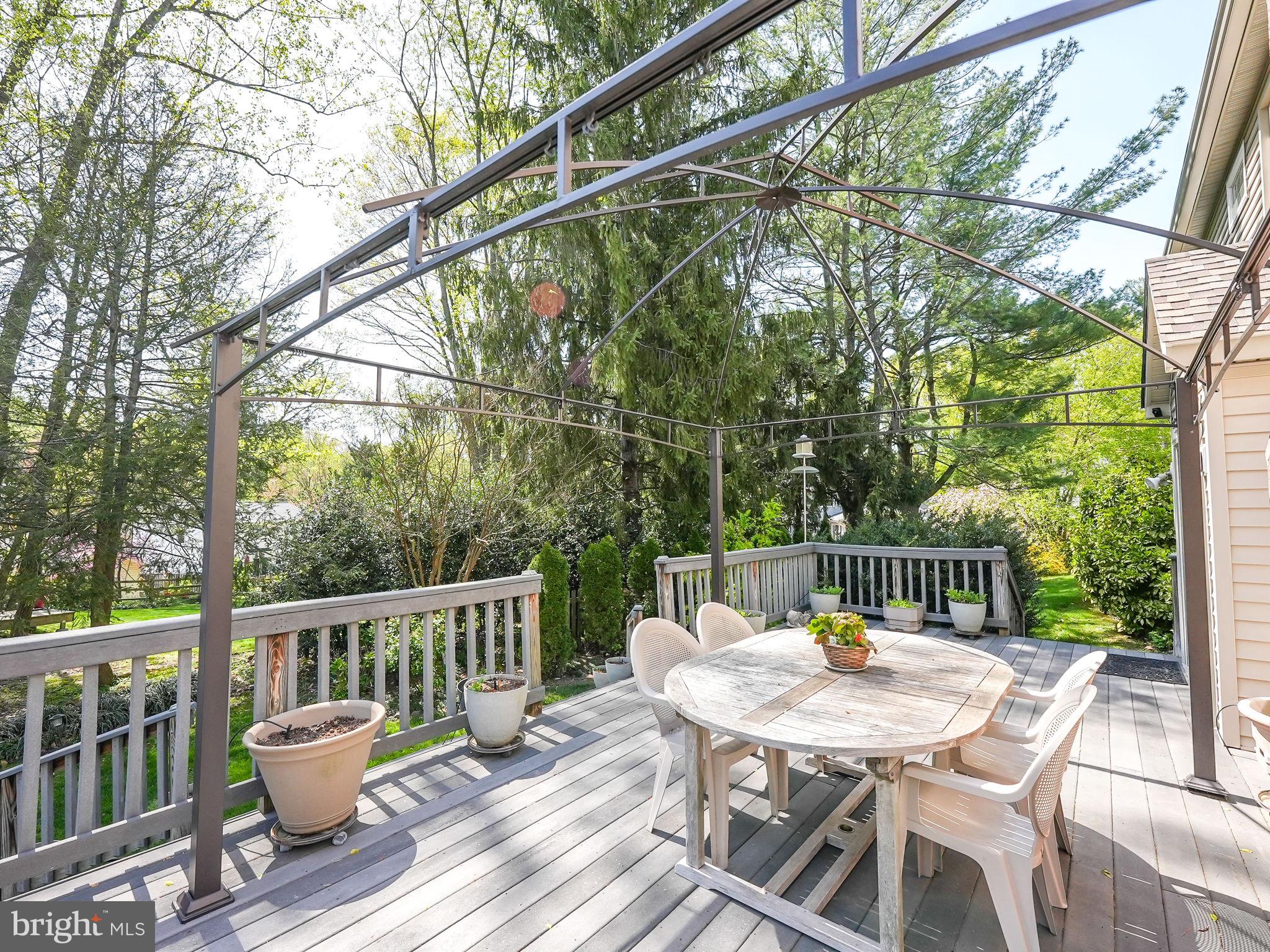 ROLLING VALLEY - Residential