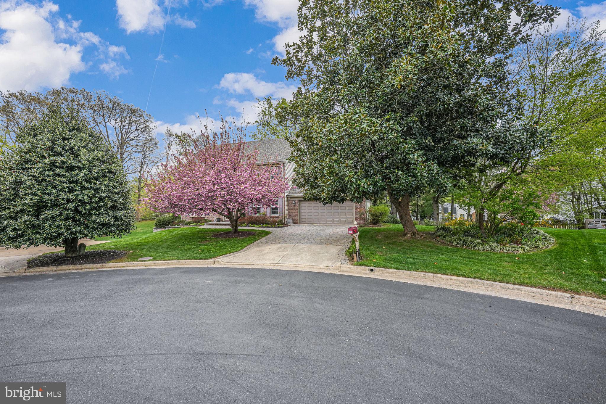 ROLLING VALLEY - Residential