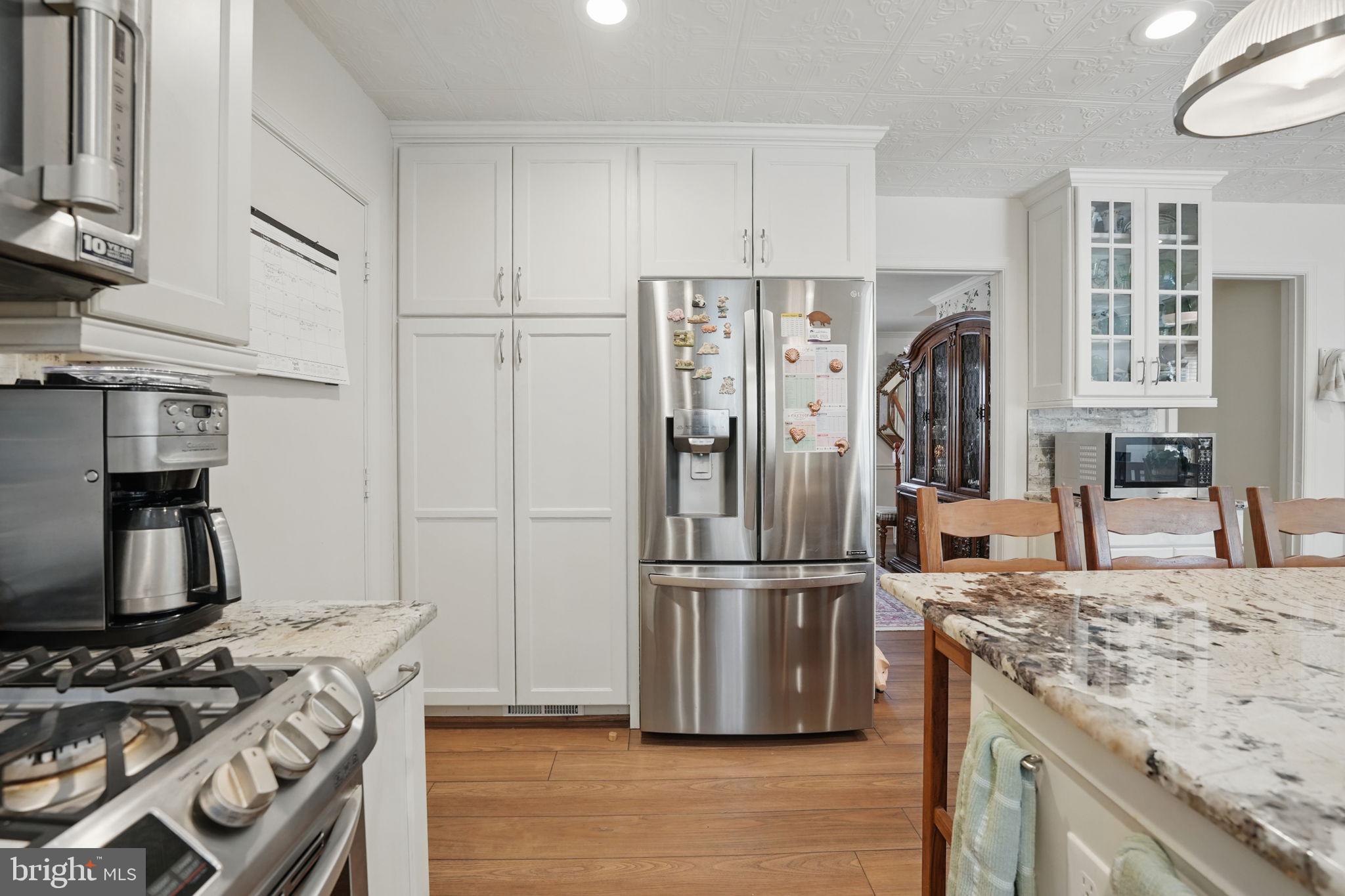 ROLLING VALLEY - Residential