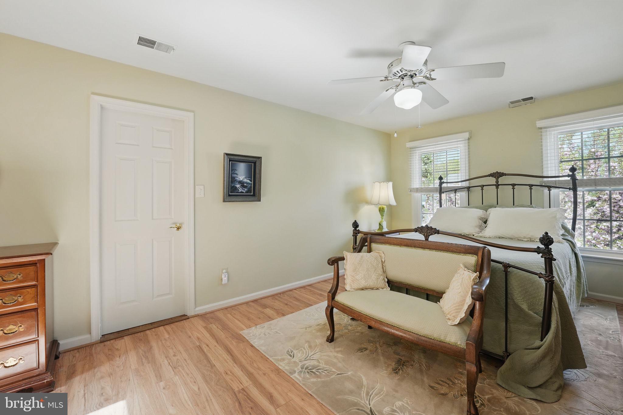 ROLLING VALLEY - Residential