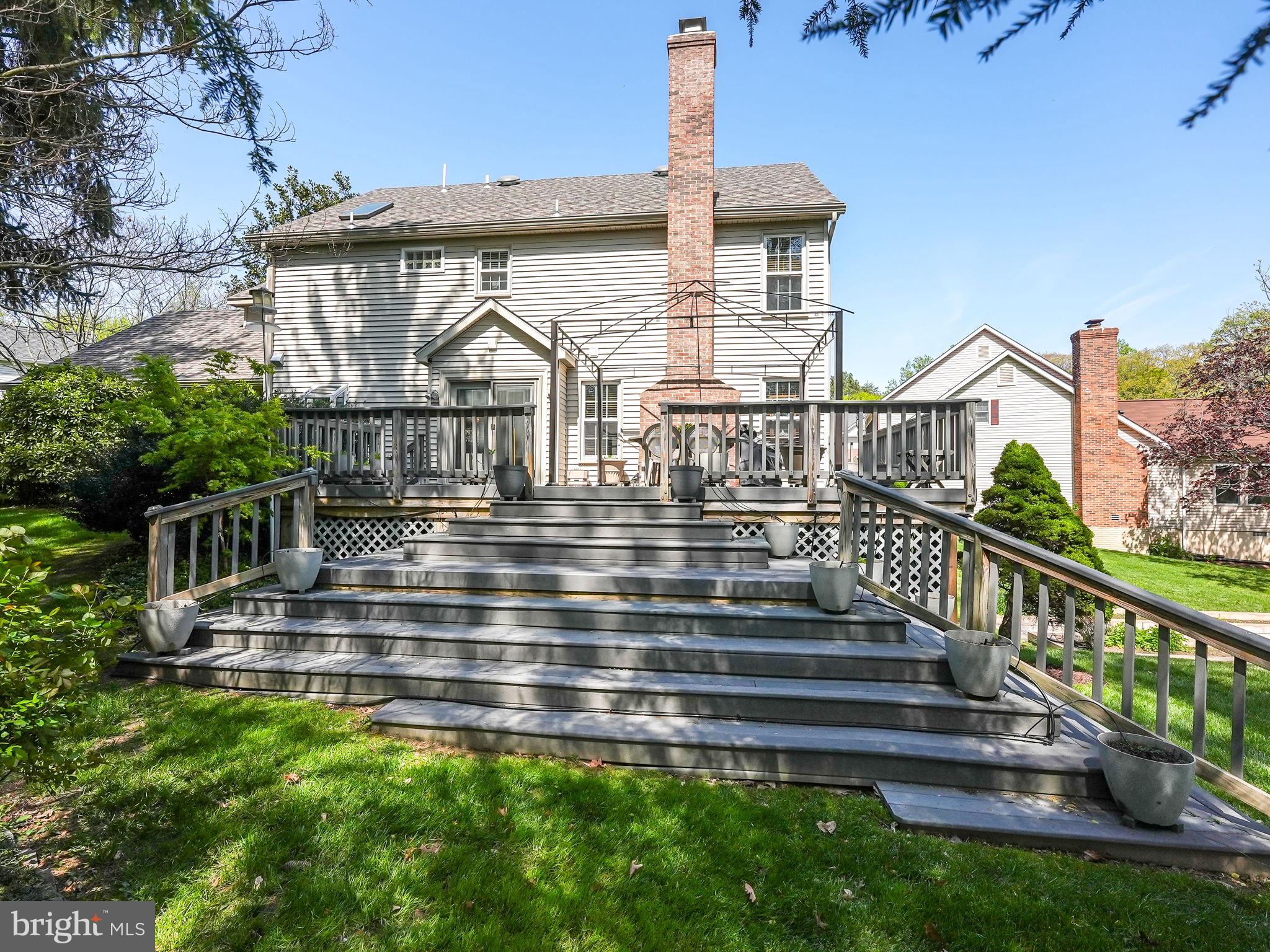 ROLLING VALLEY - Residential