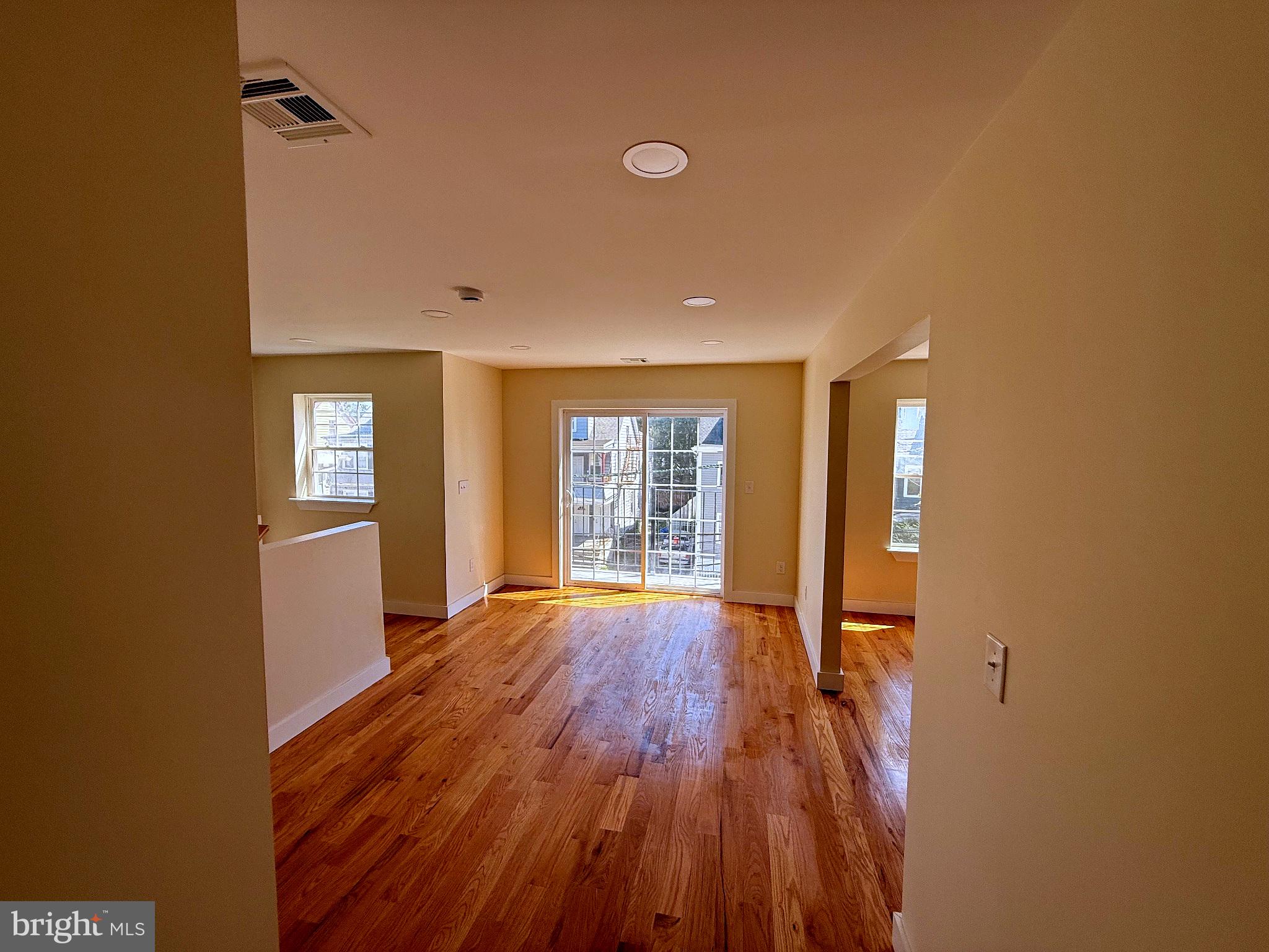 271 SCHLEY STREET 2