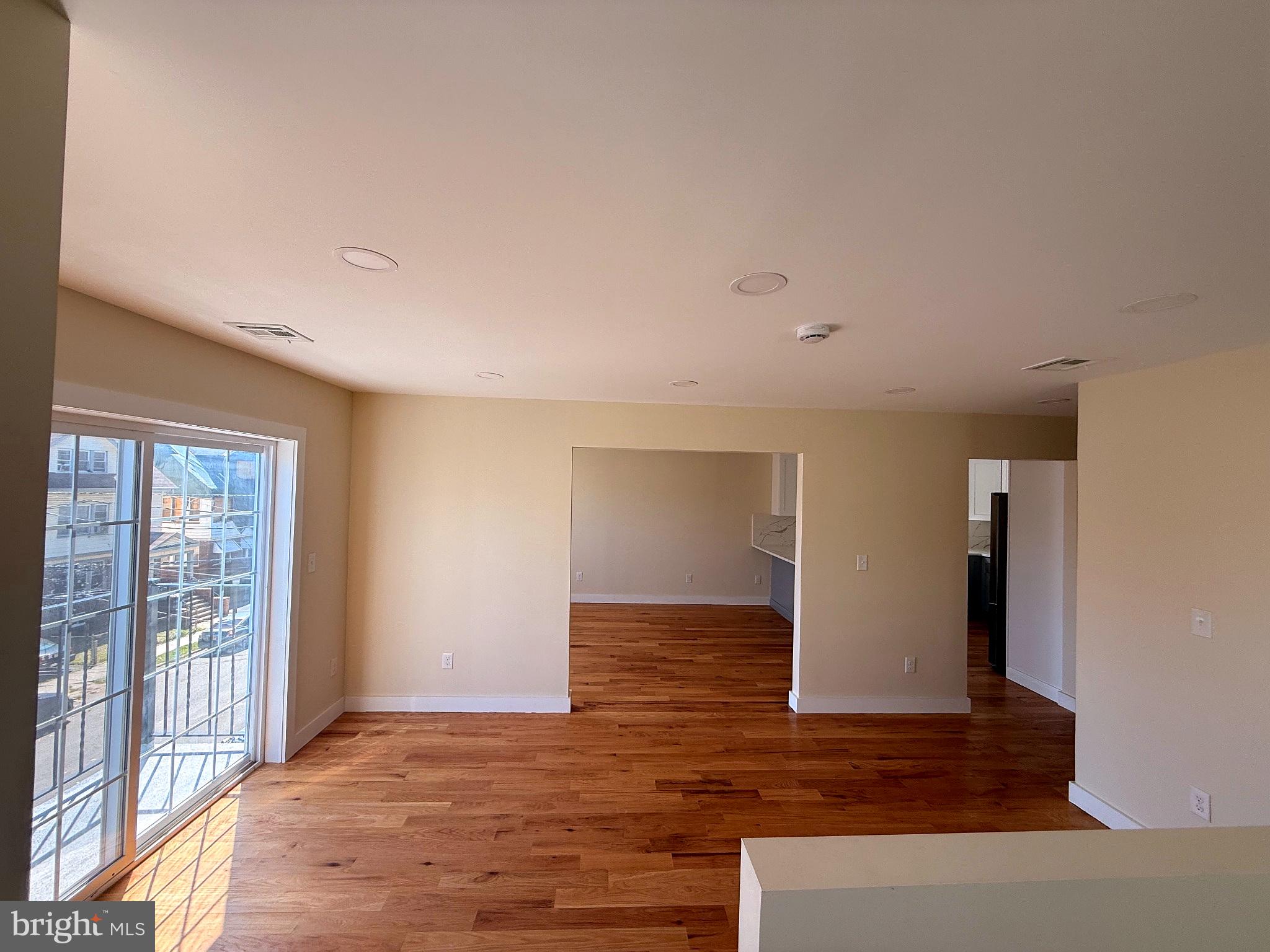 271 SCHLEY STREET 2