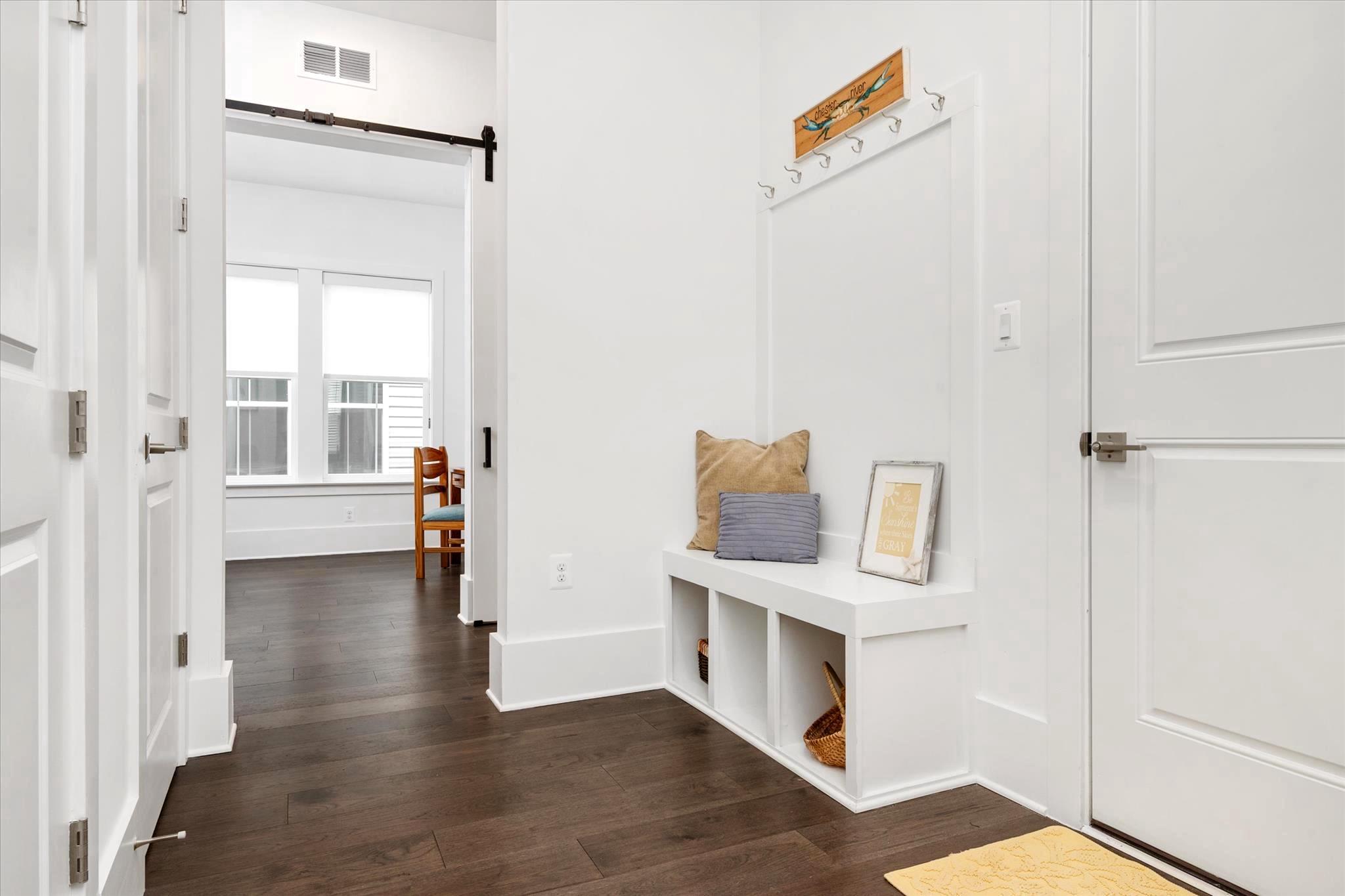 FOUR SEASONS AT KENT ISLAND - Residential