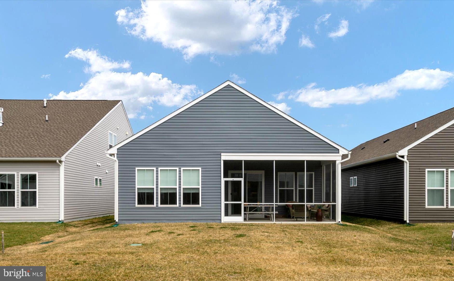 FOUR SEASONS AT KENT ISLAND - Residential